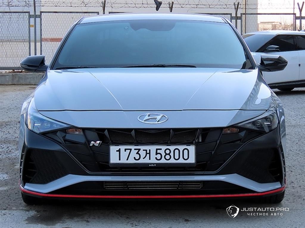 Автомобиль Hyundai AVANTE