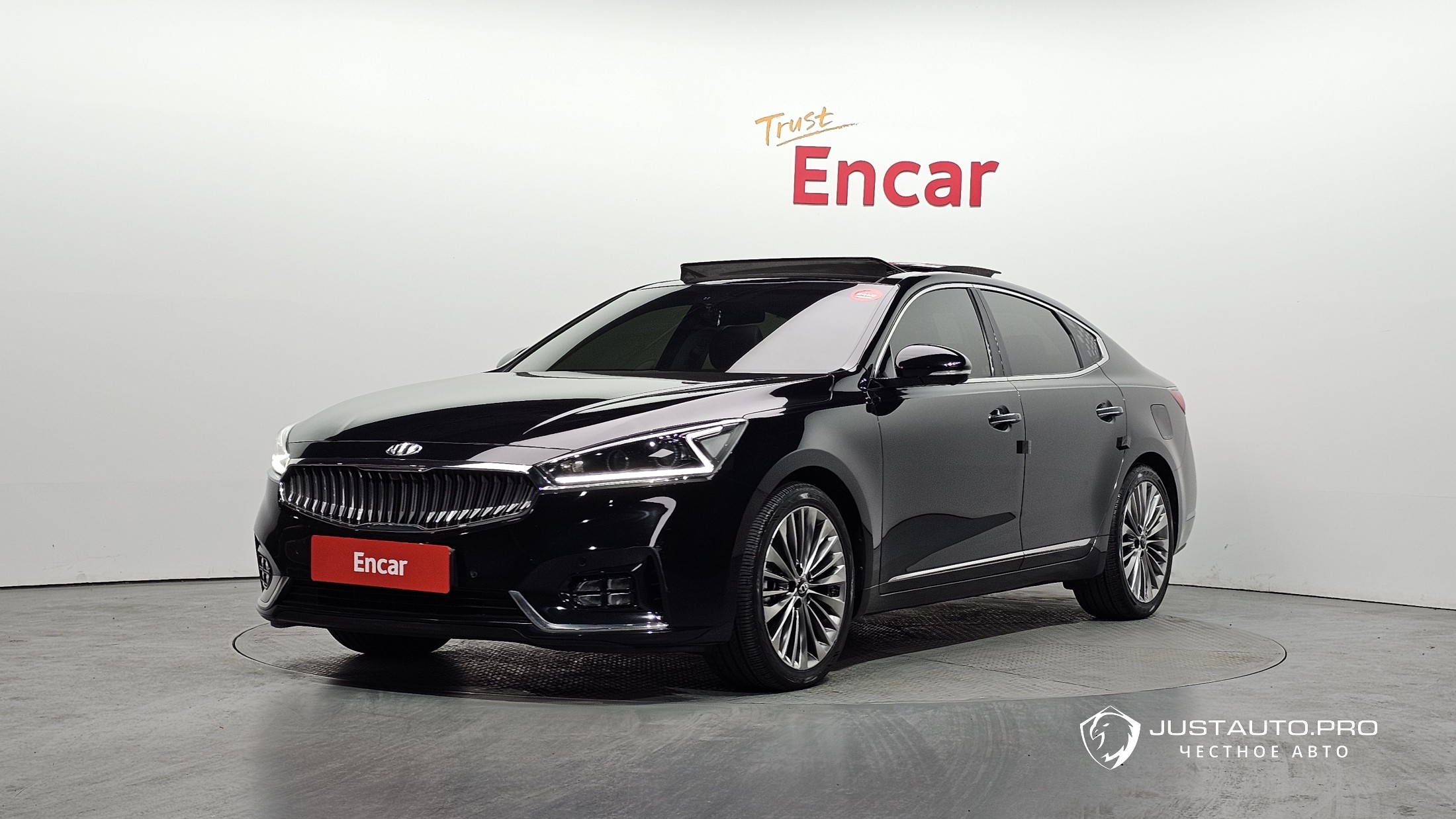 Автомобиль Kia K7