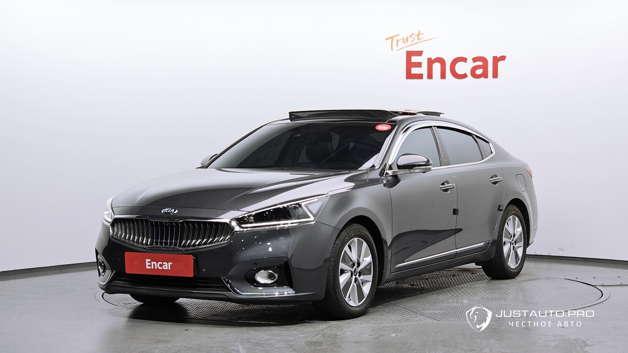 Автомобиль Kia K7