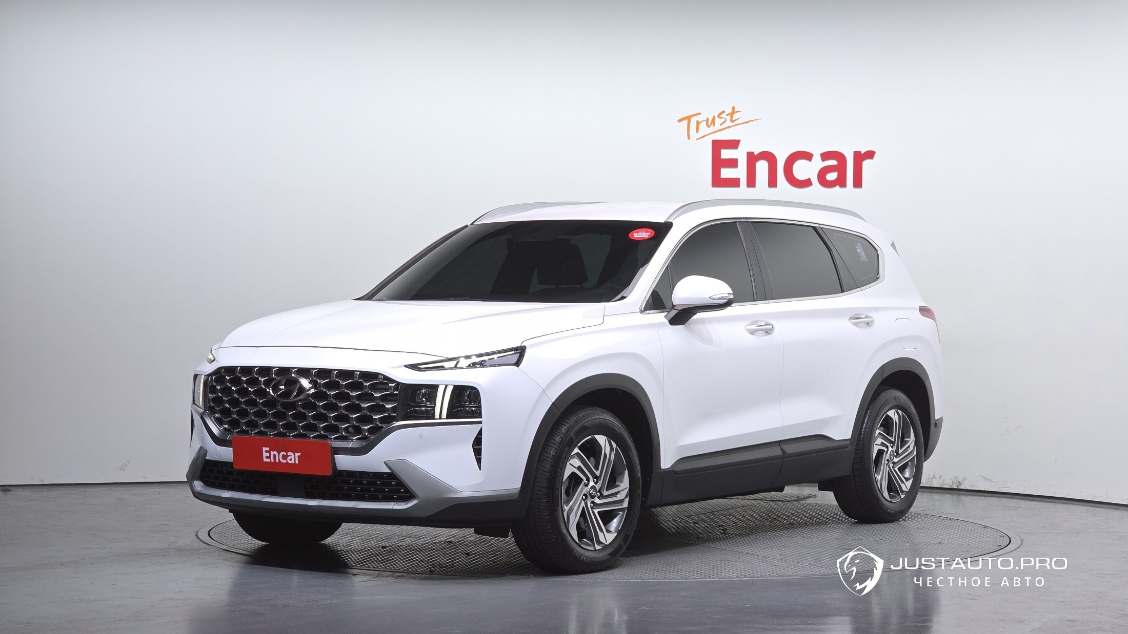 Автомобиль Hyundai Santafe