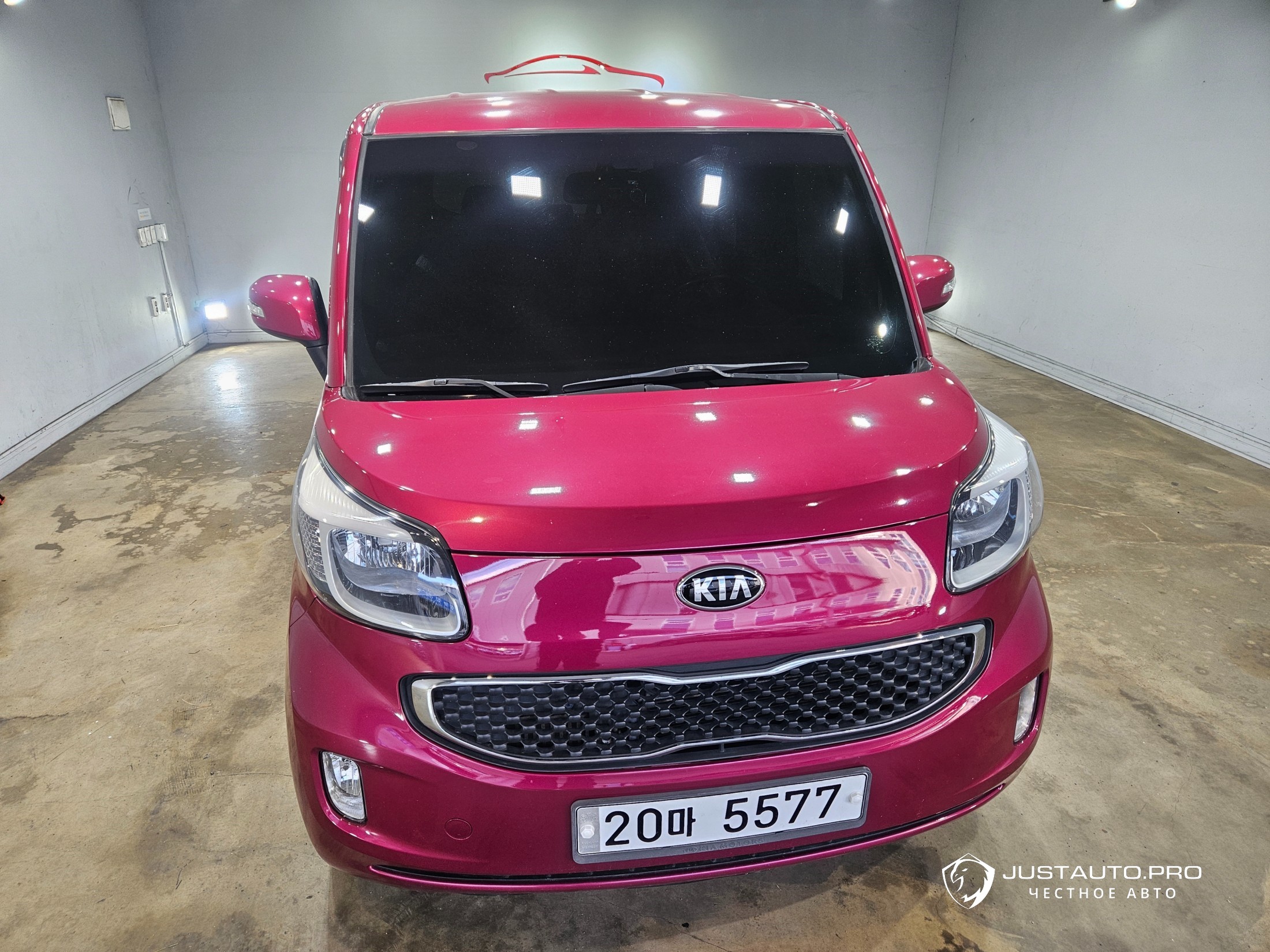 Автомобиль Kia RAY