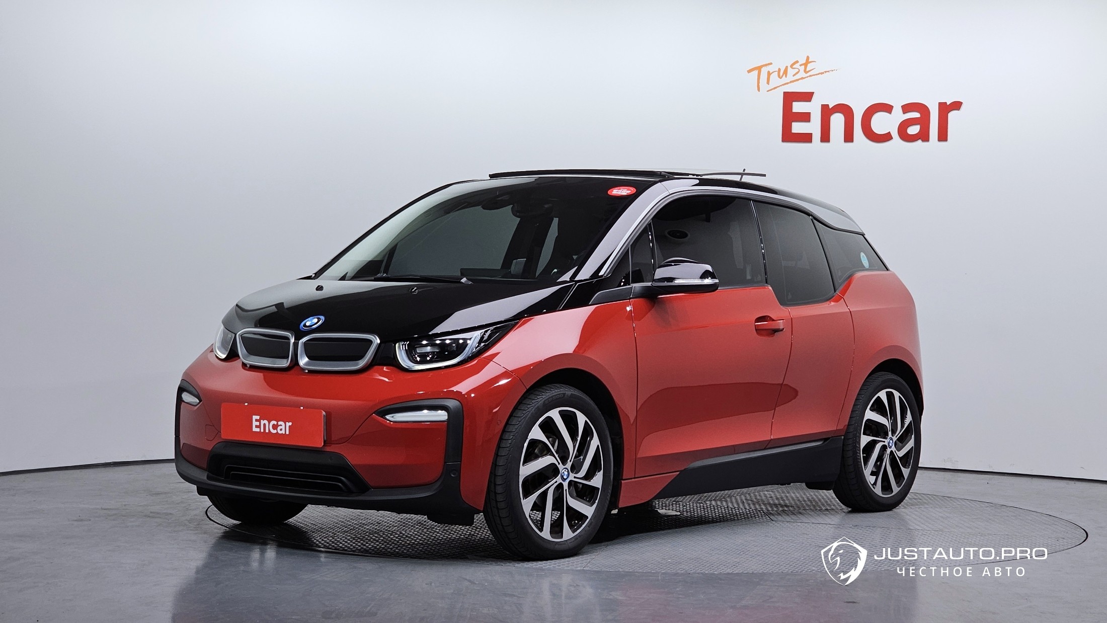 Автомобиль BMW i3