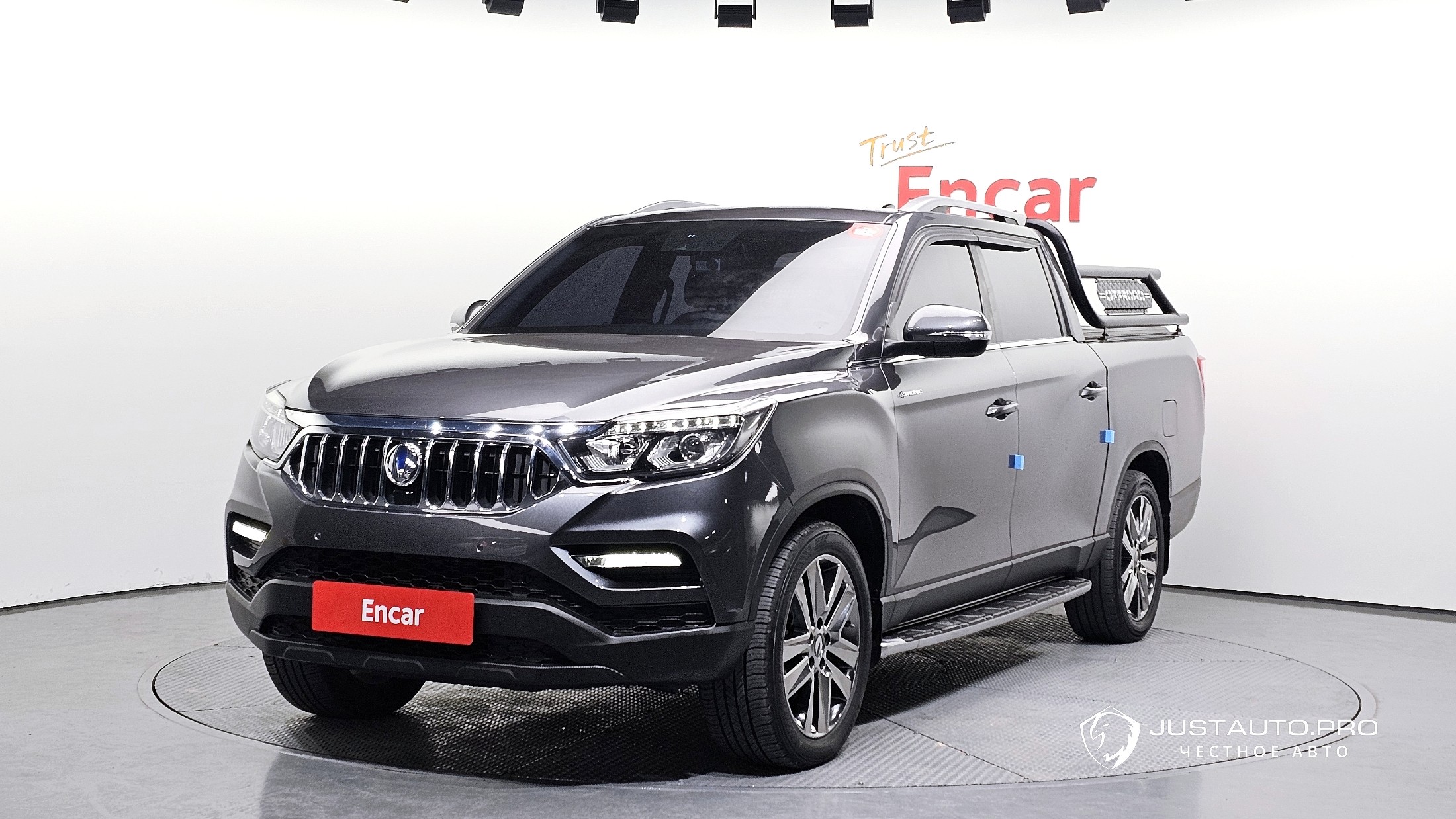 Автомобиль KG_Mobility_Ssangyong Rexton