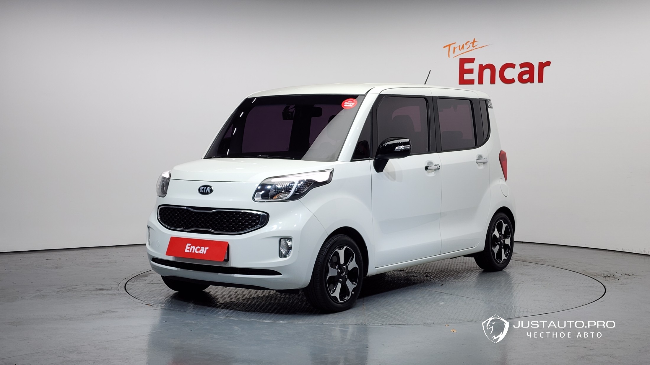 Автомобиль Kia RAY