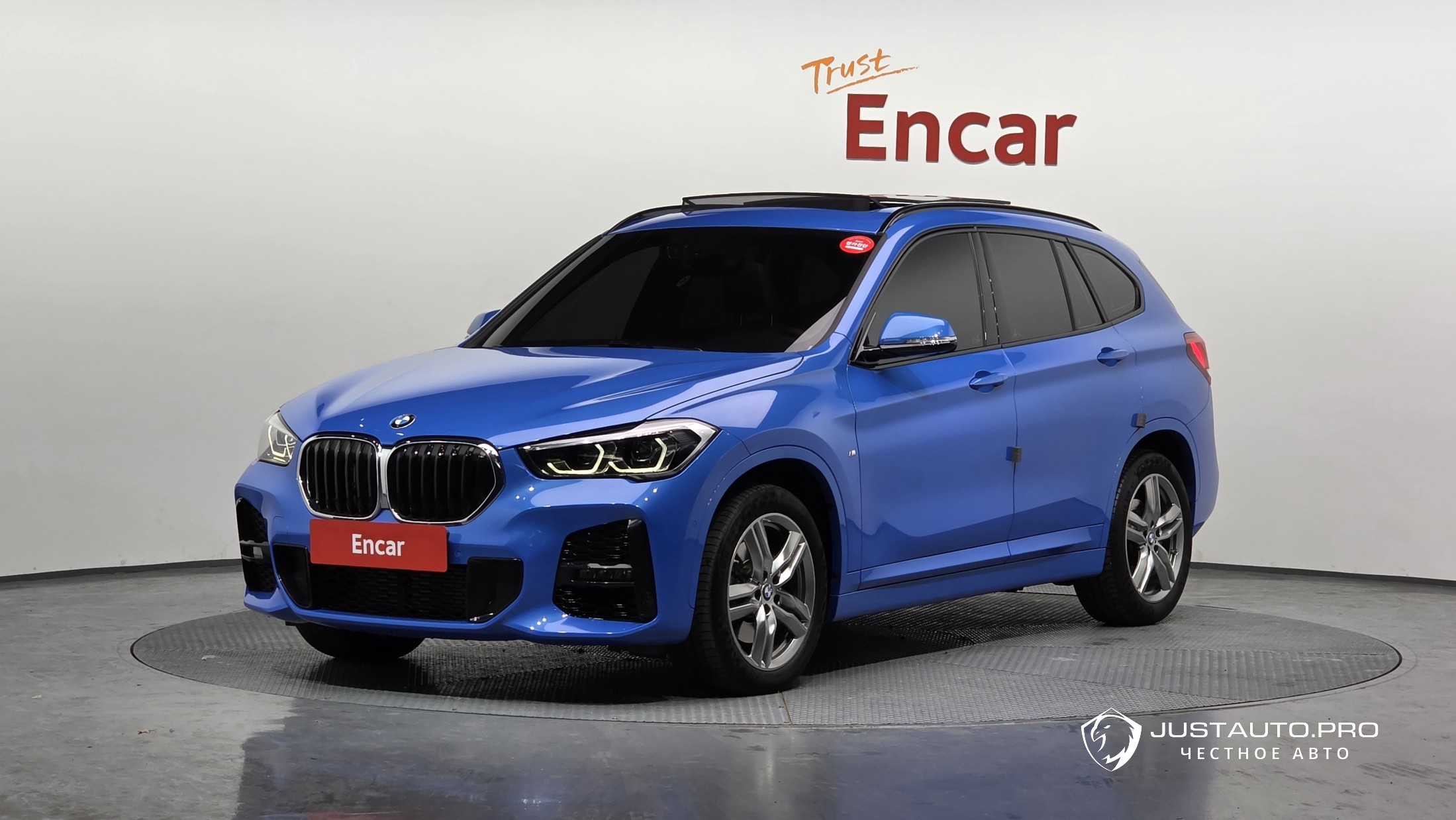 Автомобиль BMW X1