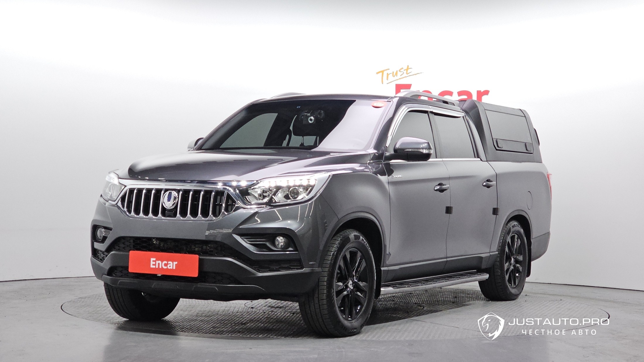 Автомобиль KG_Mobility_Ssangyong Rexton