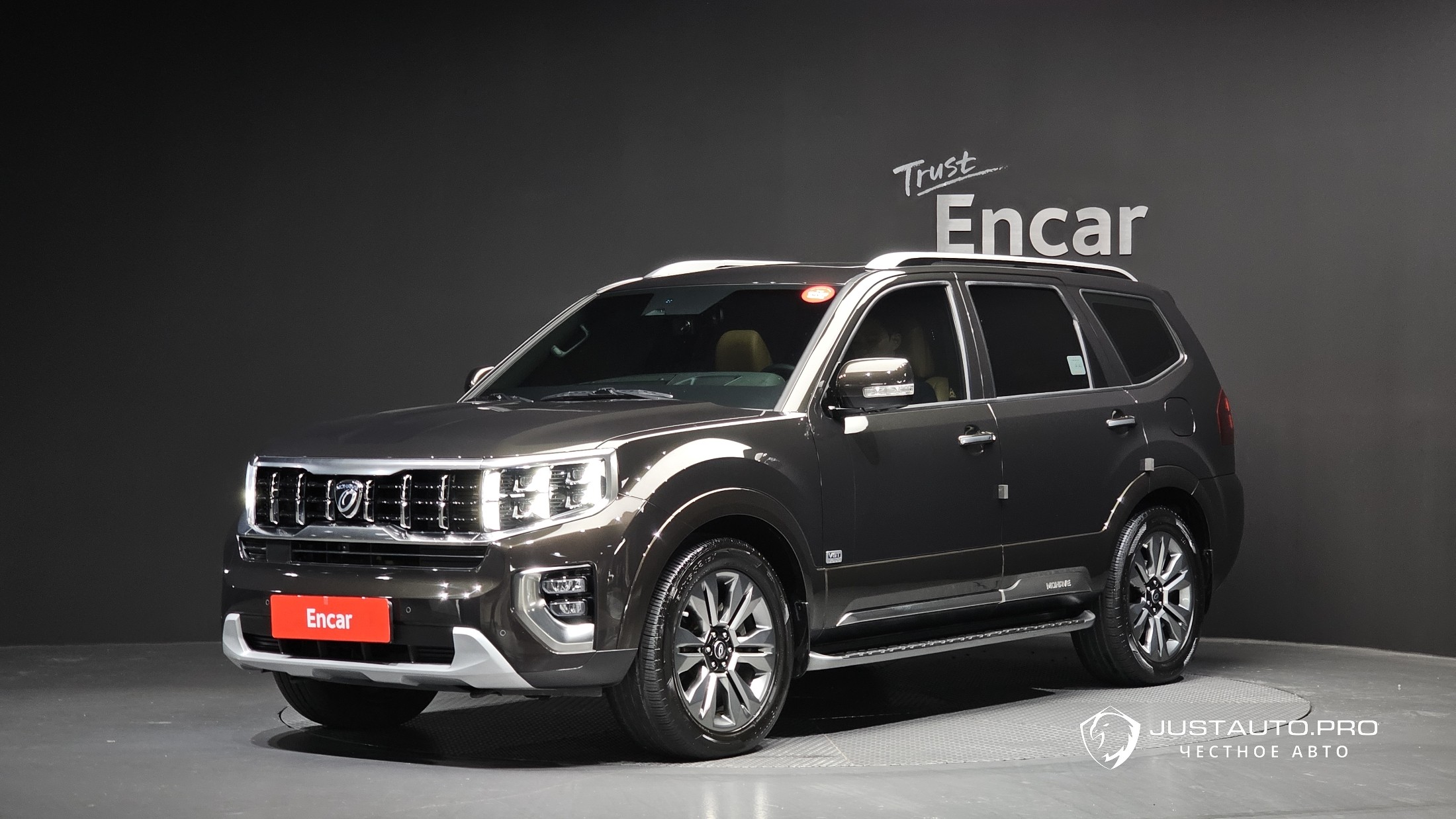 Автомобиль Kia Mohave