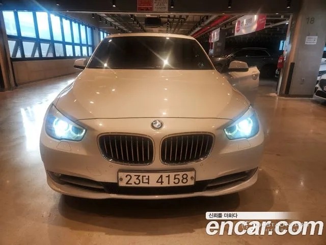 Автомобиль BMW Gran Turismo