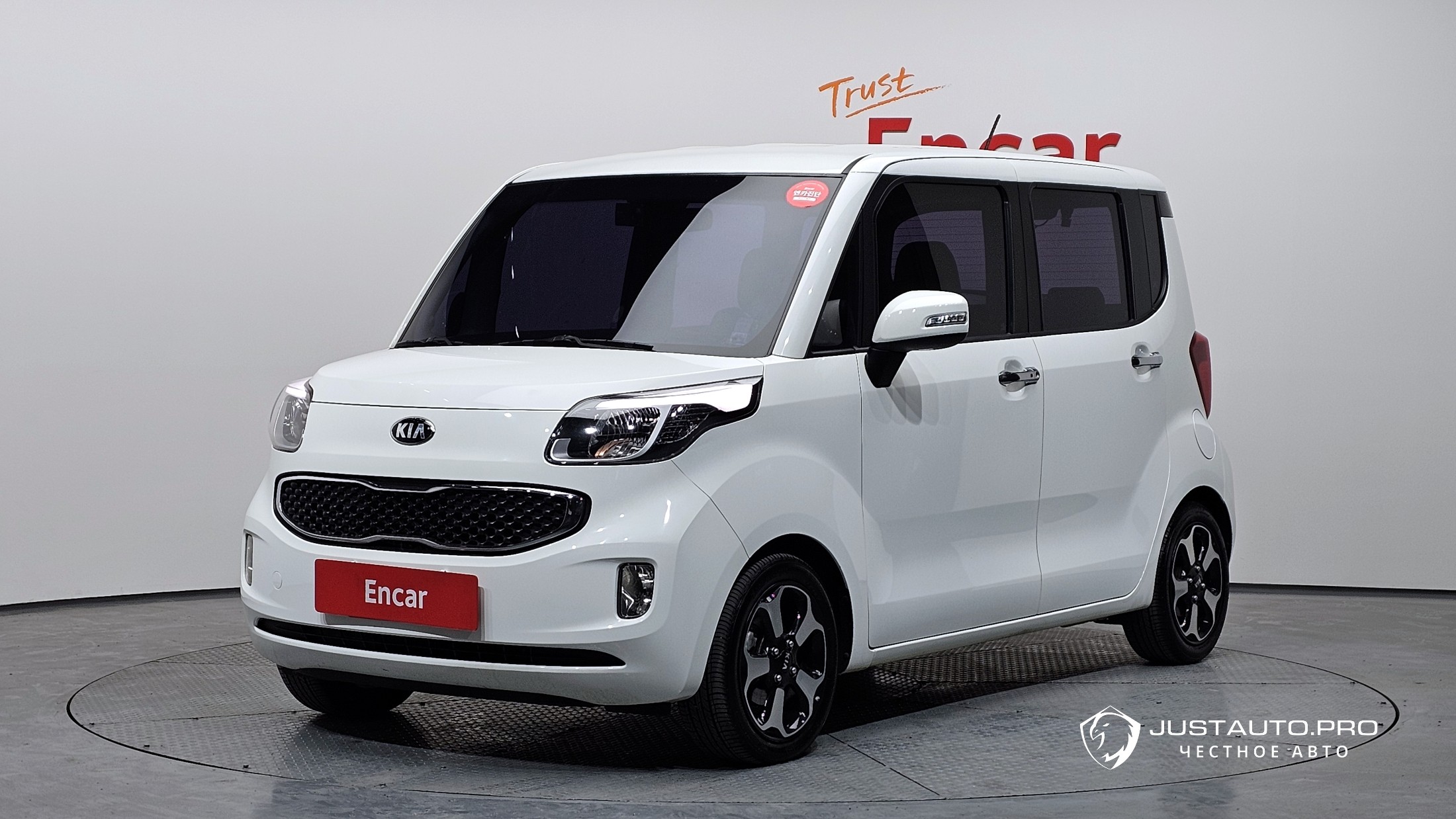 Автомобиль Kia RAY