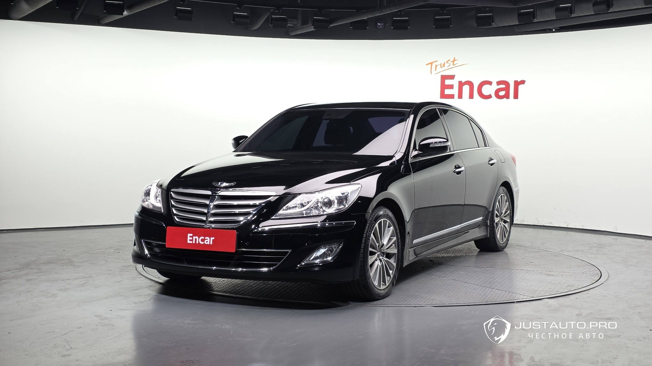 Автомобиль Hyundai Genesis