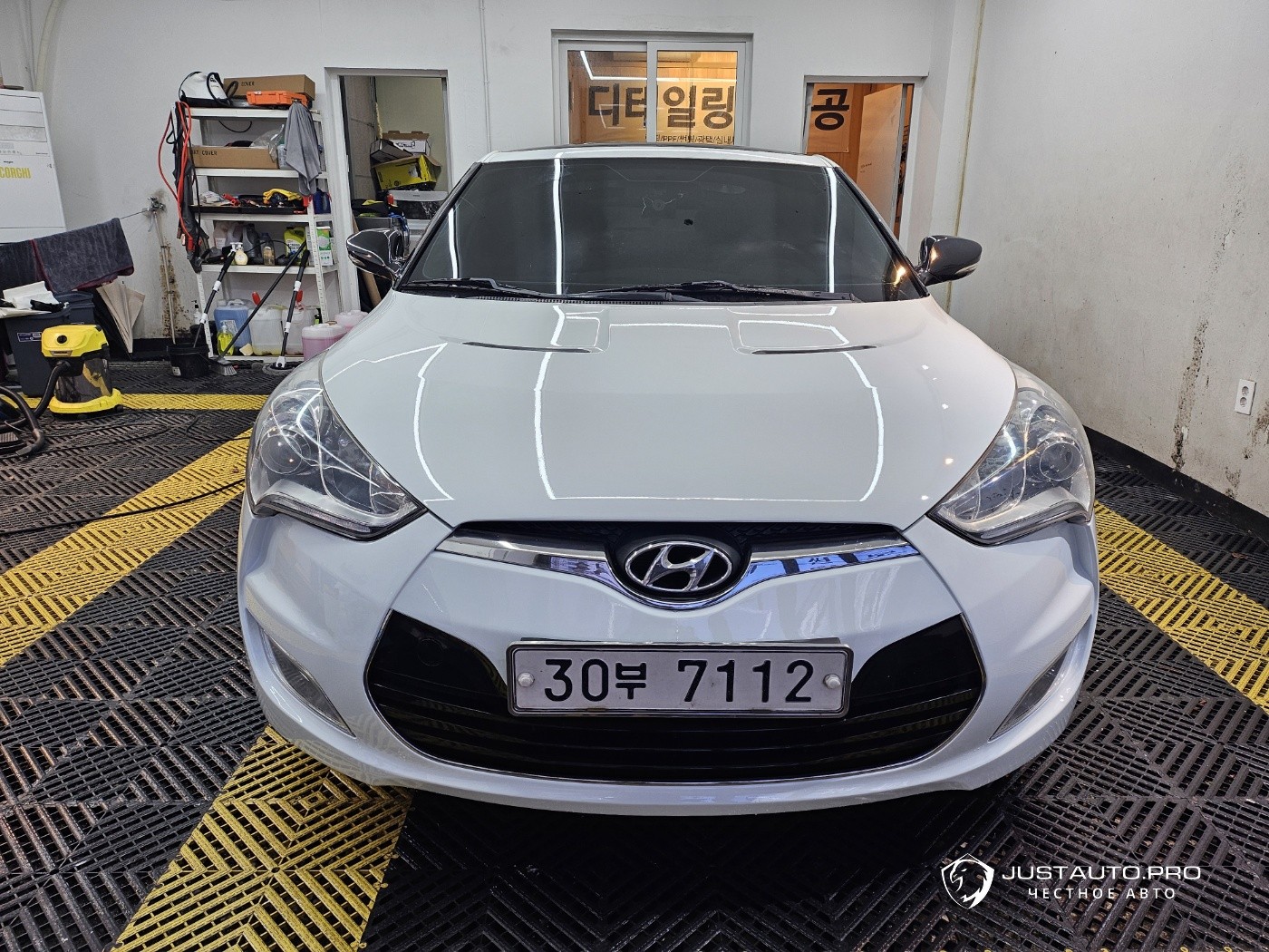 Автомобиль Hyundai Veloster