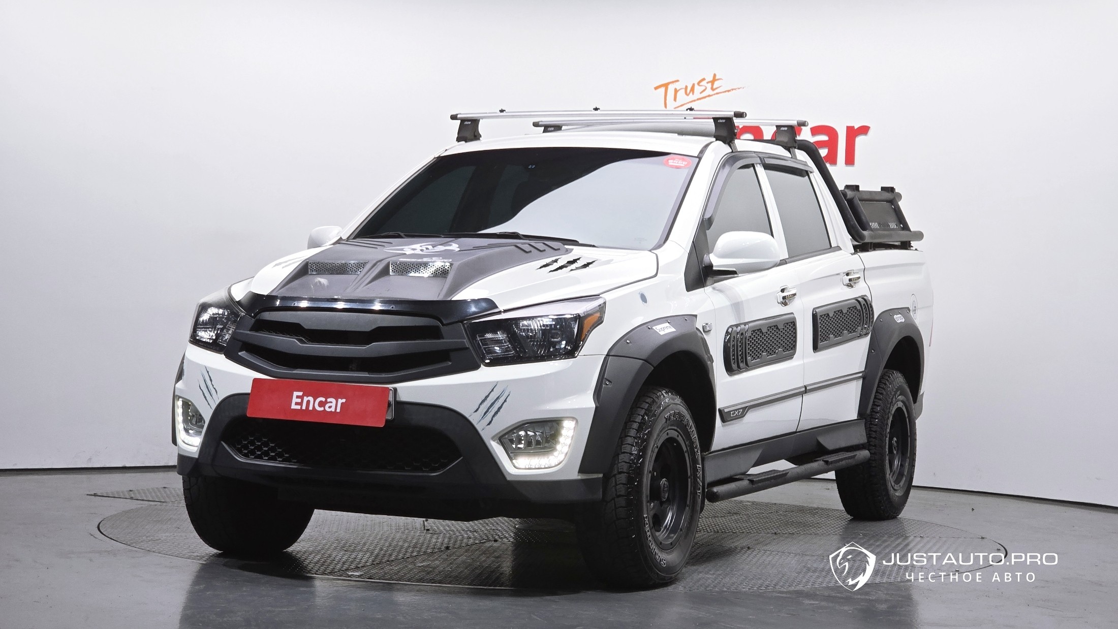 Автомобиль KG_Mobility_Ssangyong KORANDO