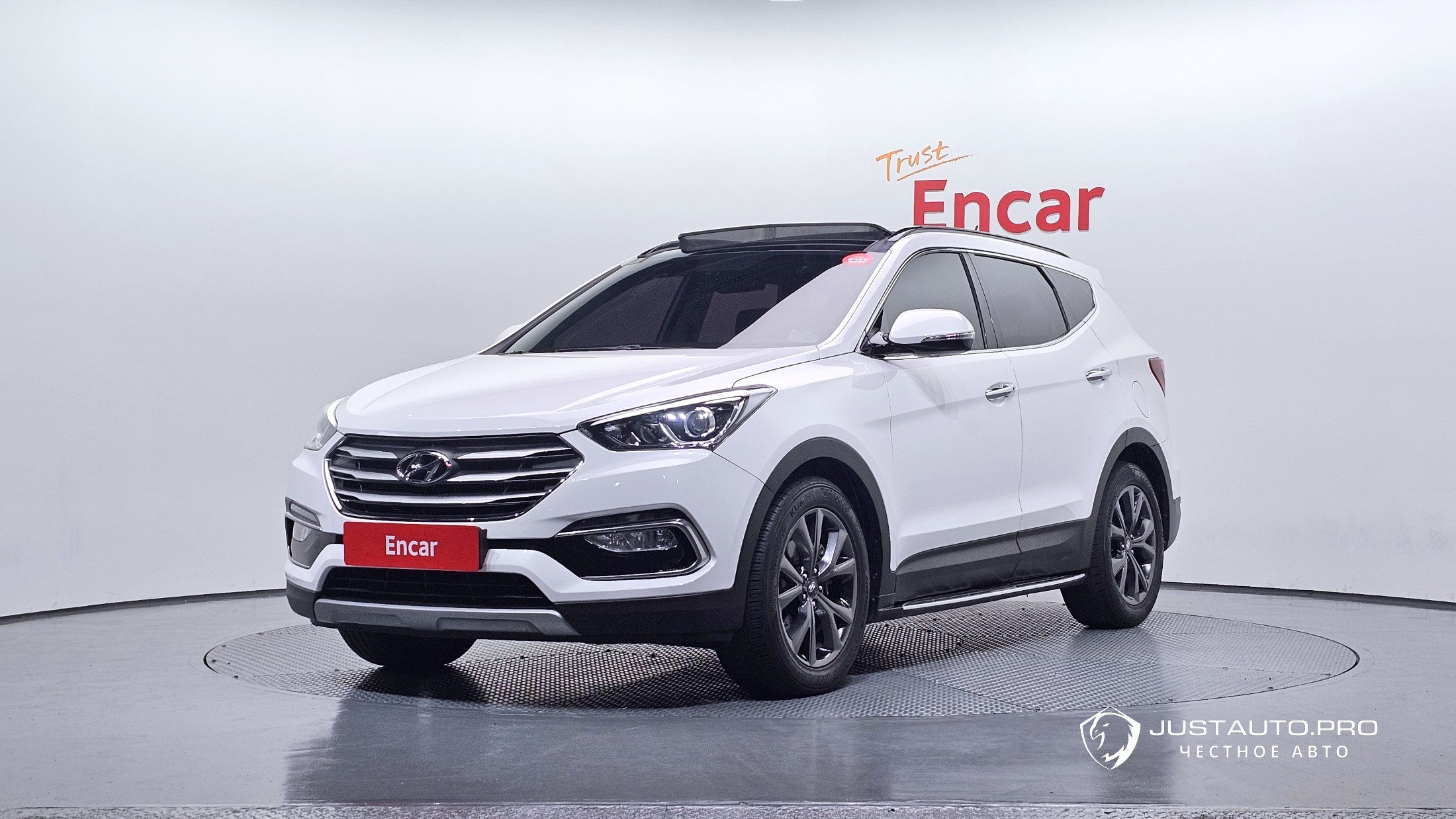 Автомобиль Hyundai Santafe