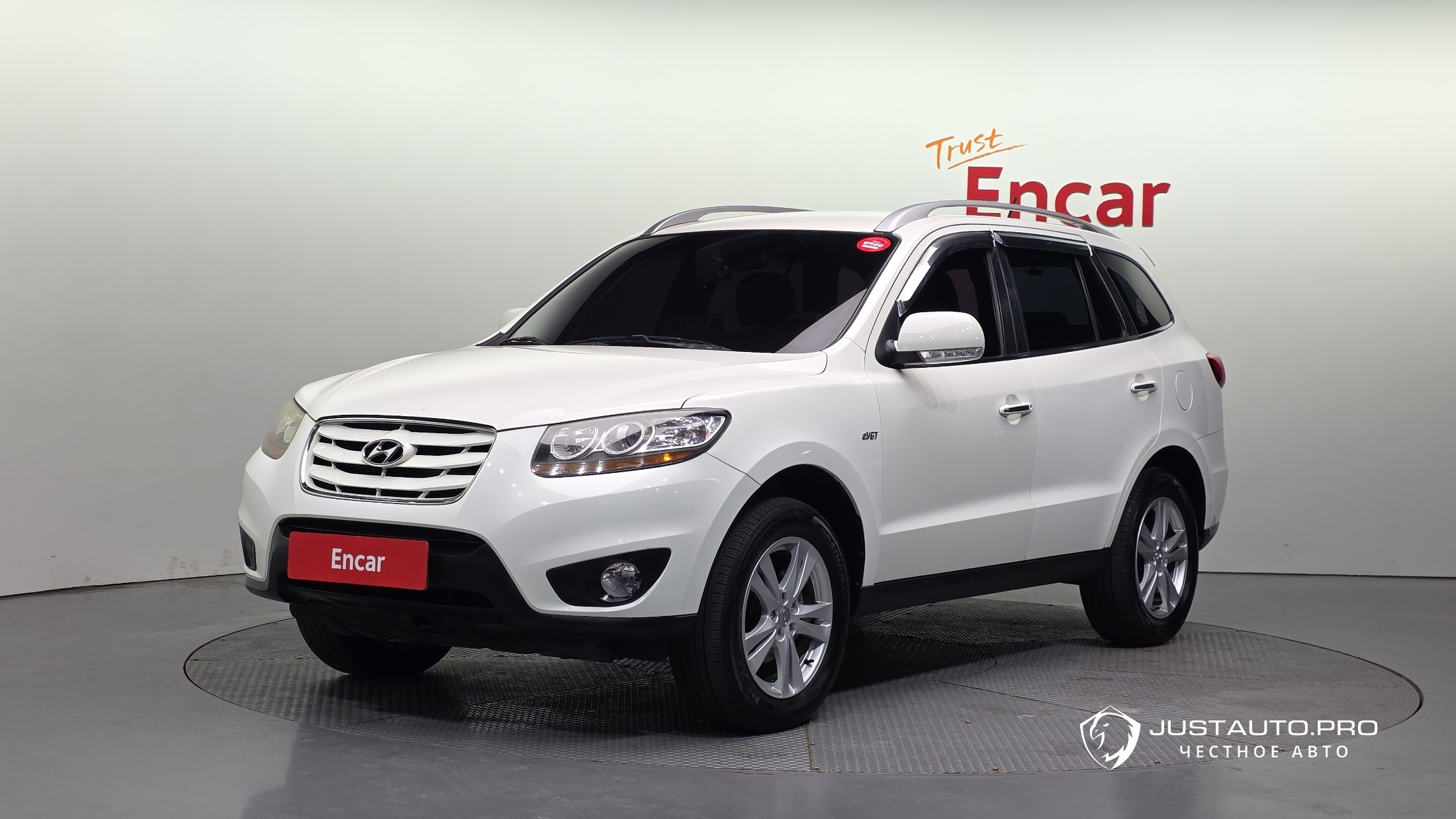 Автомобиль Hyundai Santafe