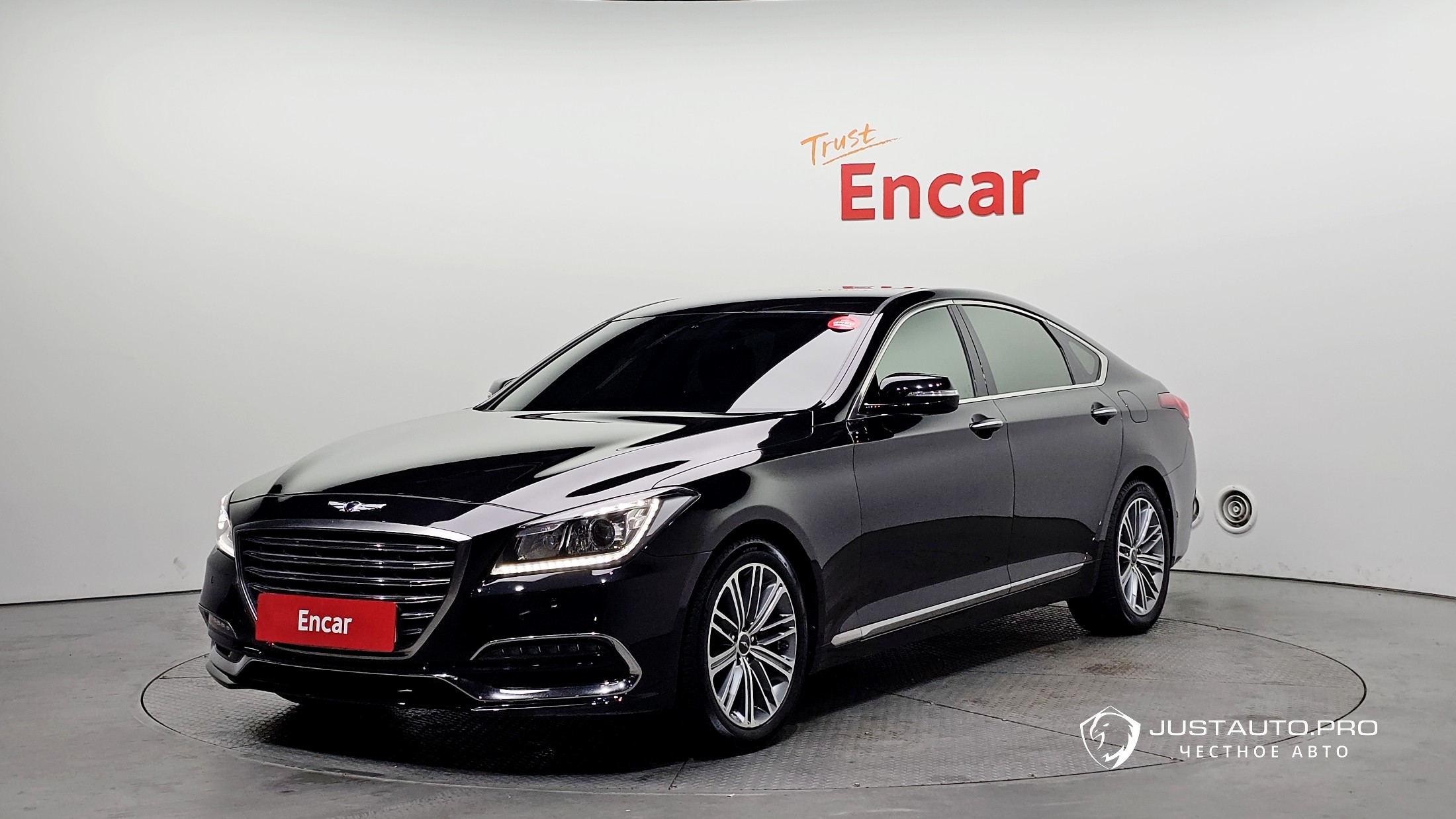 Автомобиль Genesis G80