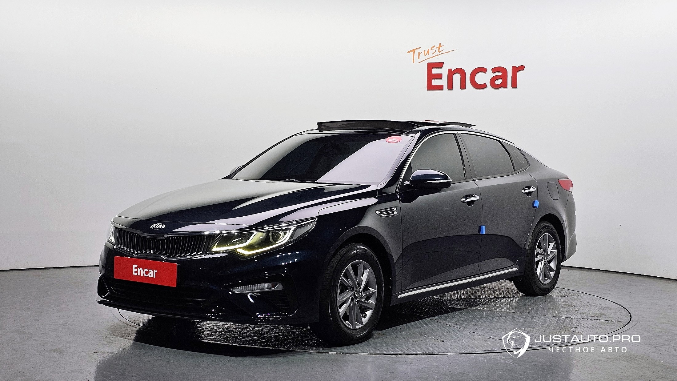 Автомобиль Kia K5