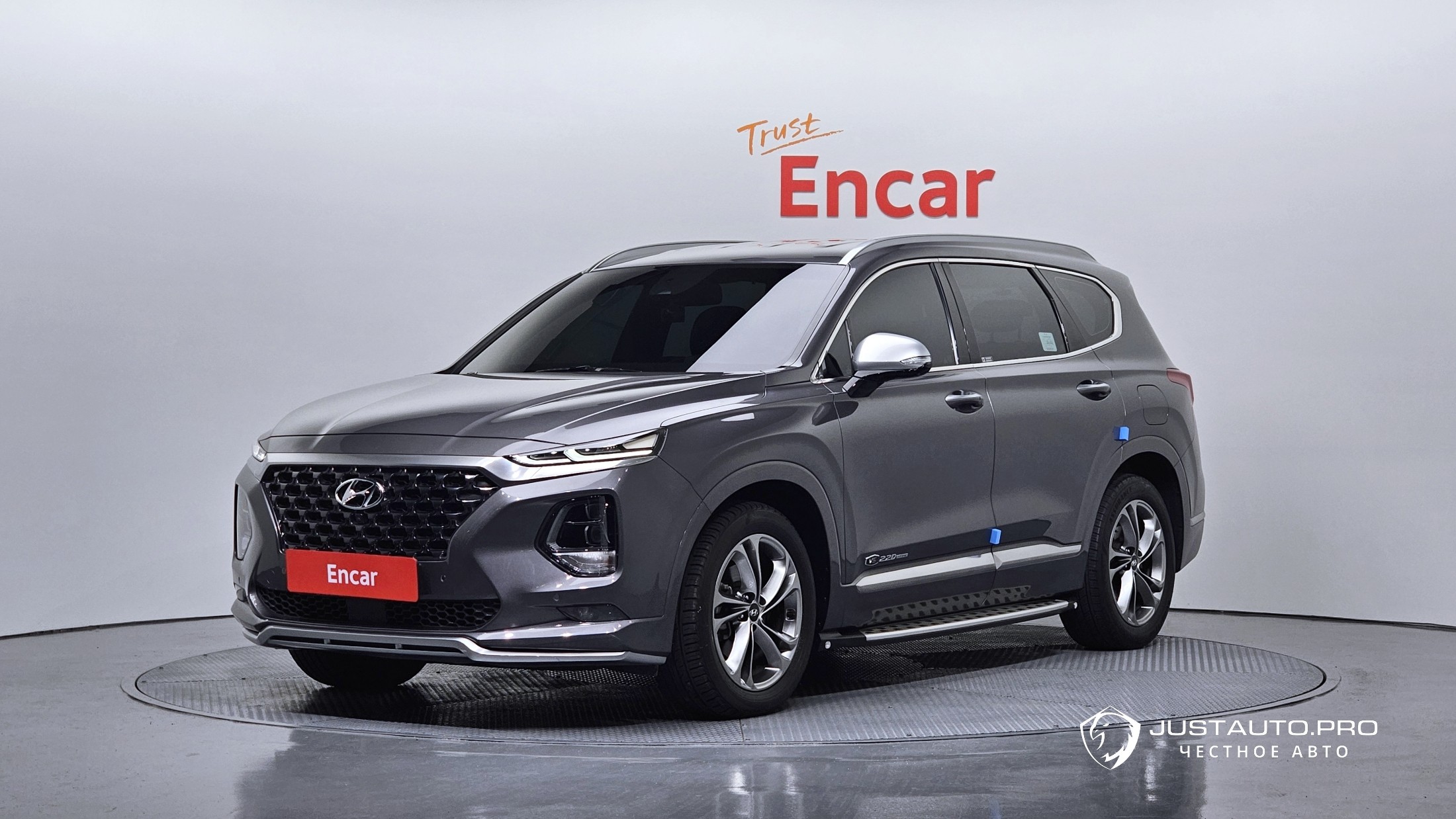 Автомобиль Hyundai Santafe