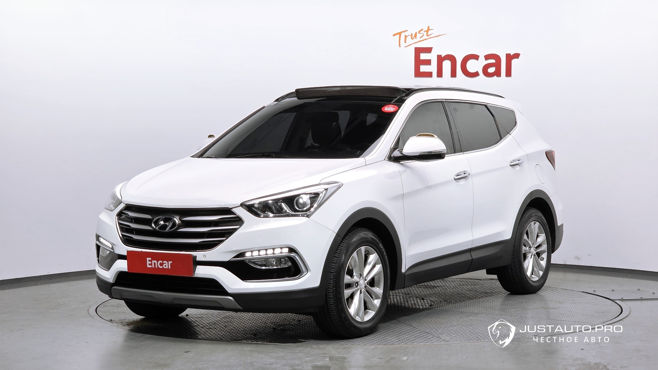 Автомобиль Hyundai Santafe