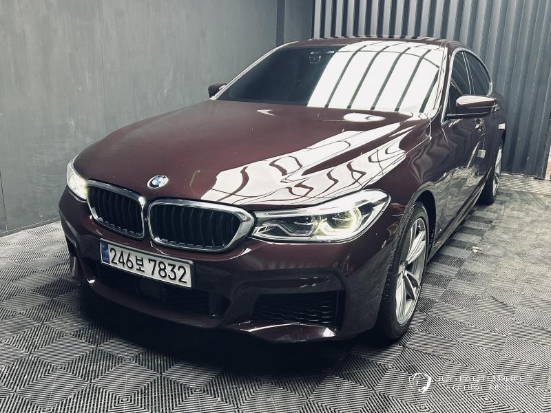 Автомобиль BMW Gran Turismo