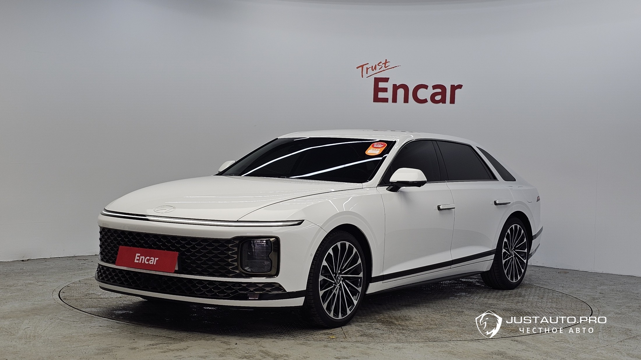 Автомобиль Hyundai Grandeur