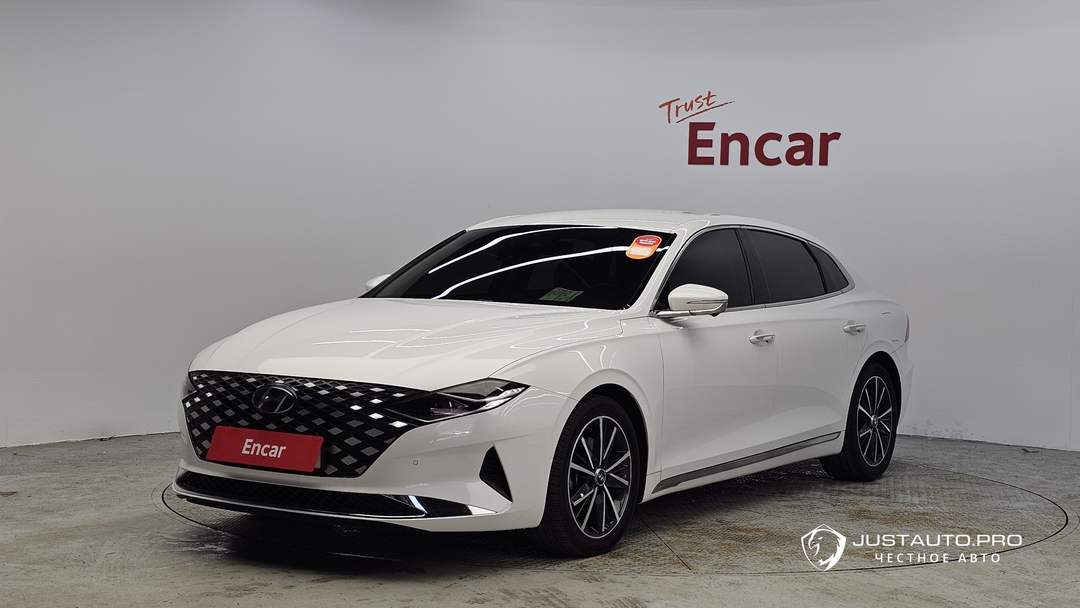 Автомобиль Hyundai Grandeur