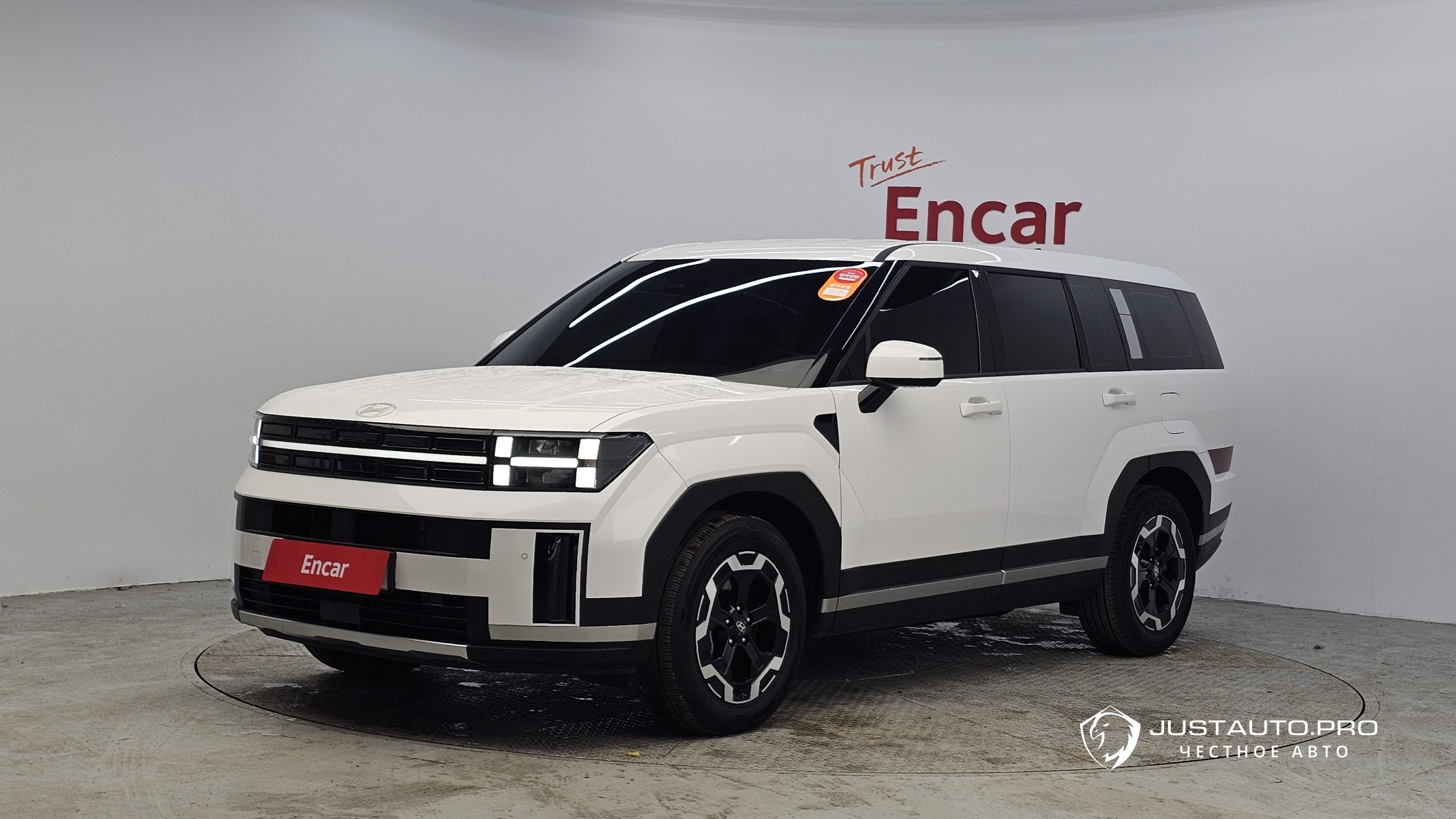 Автомобиль Hyundai Santafe