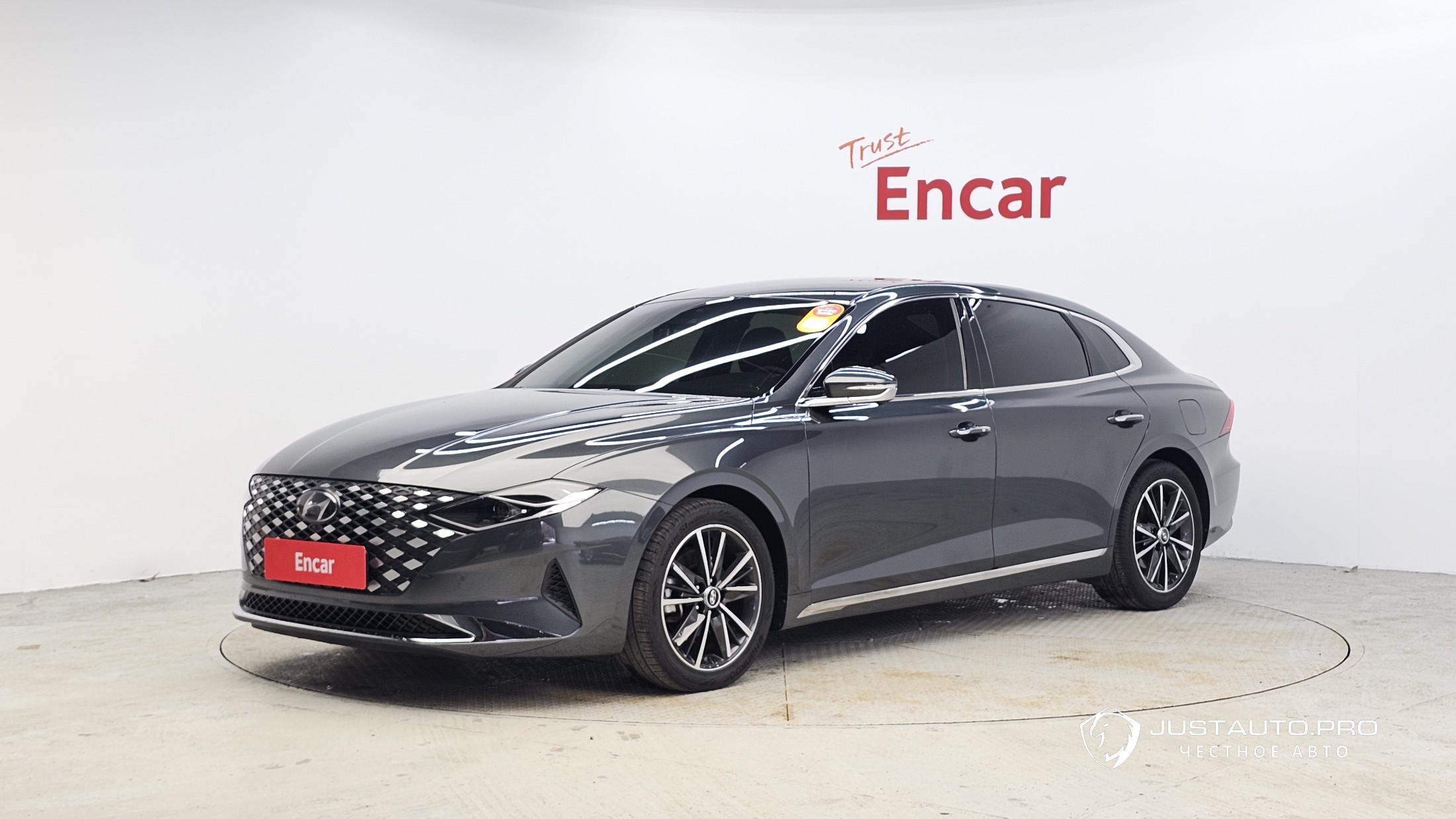 Автомобиль Hyundai Grandeur