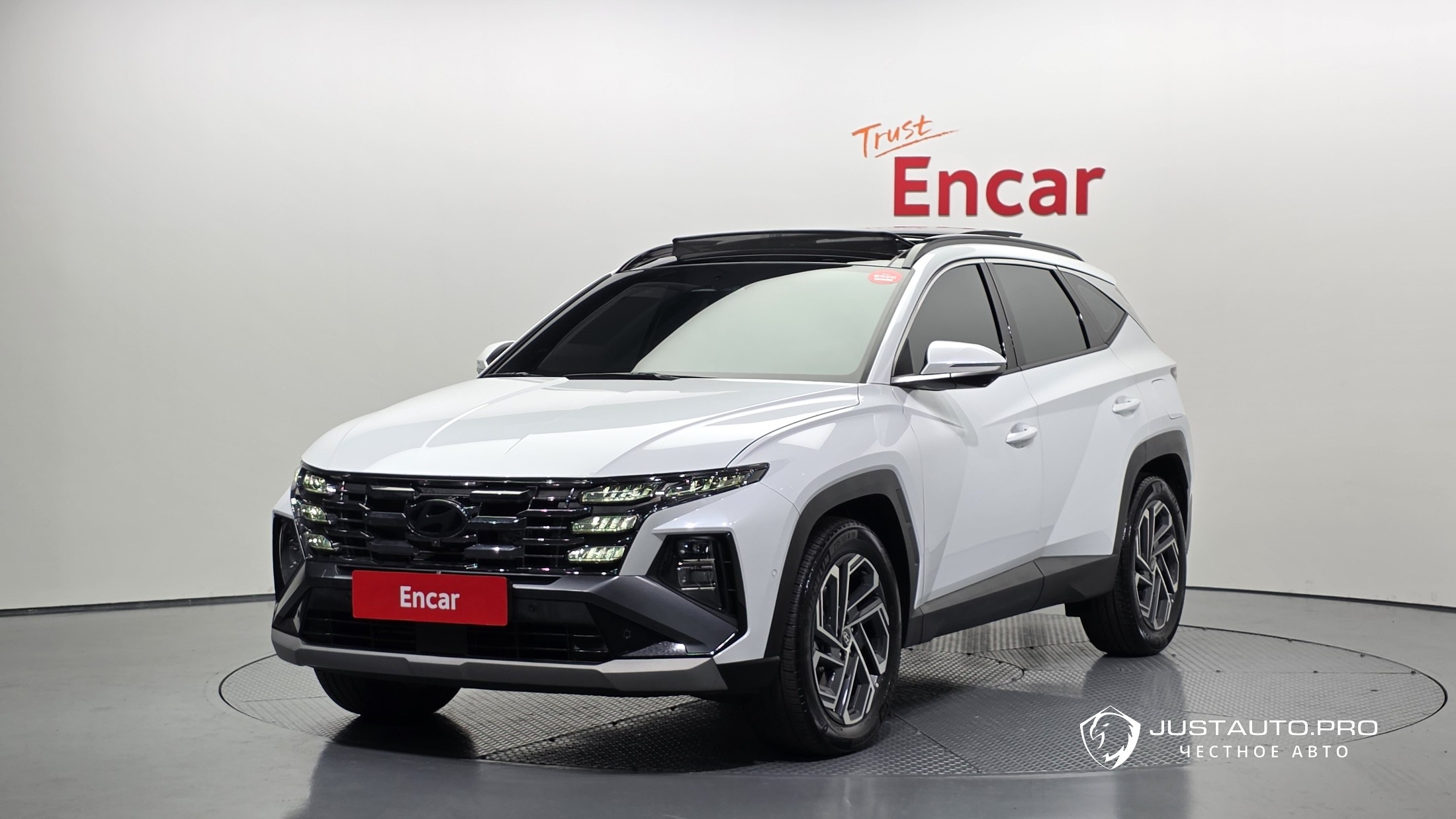 Автомобиль Hyundai Tucson