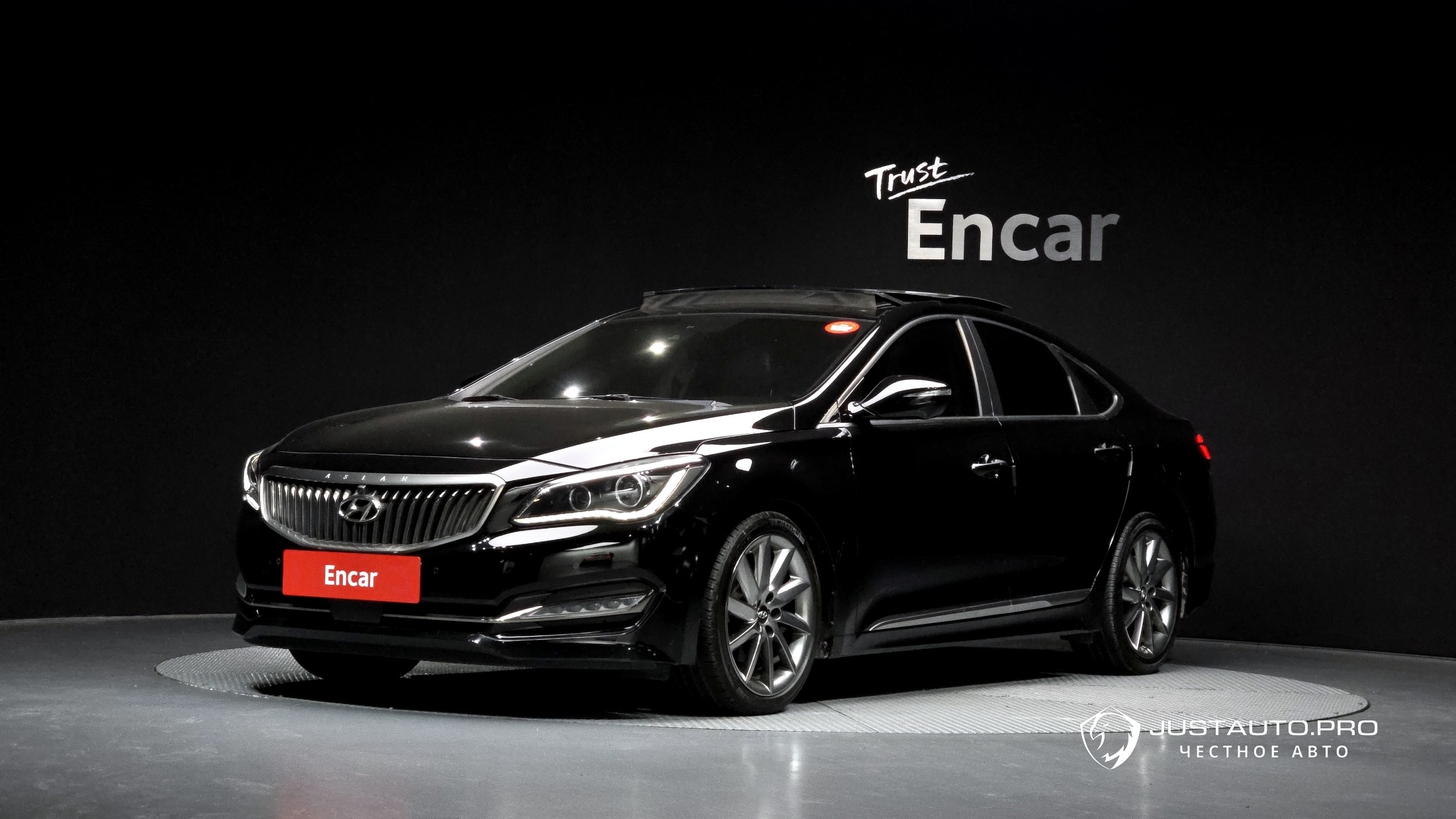 Автомобиль Hyundai Aslan