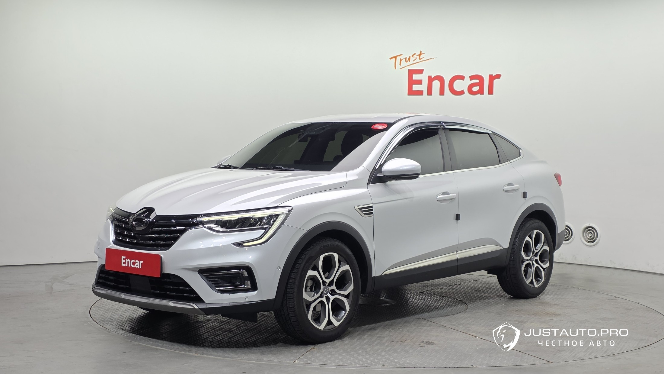 Автомобиль Renault-KoreaSamsung XM3