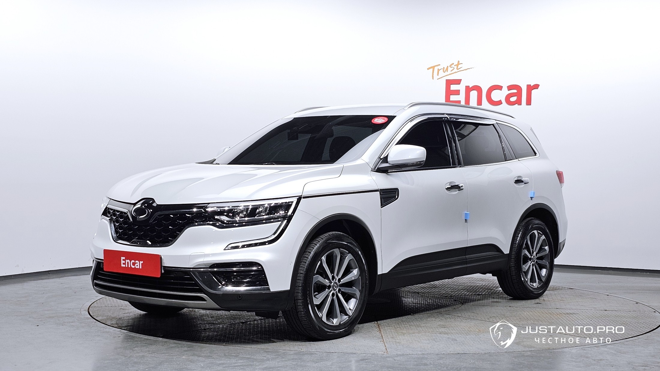 Автомобиль Renault-KoreaSamsung QM6