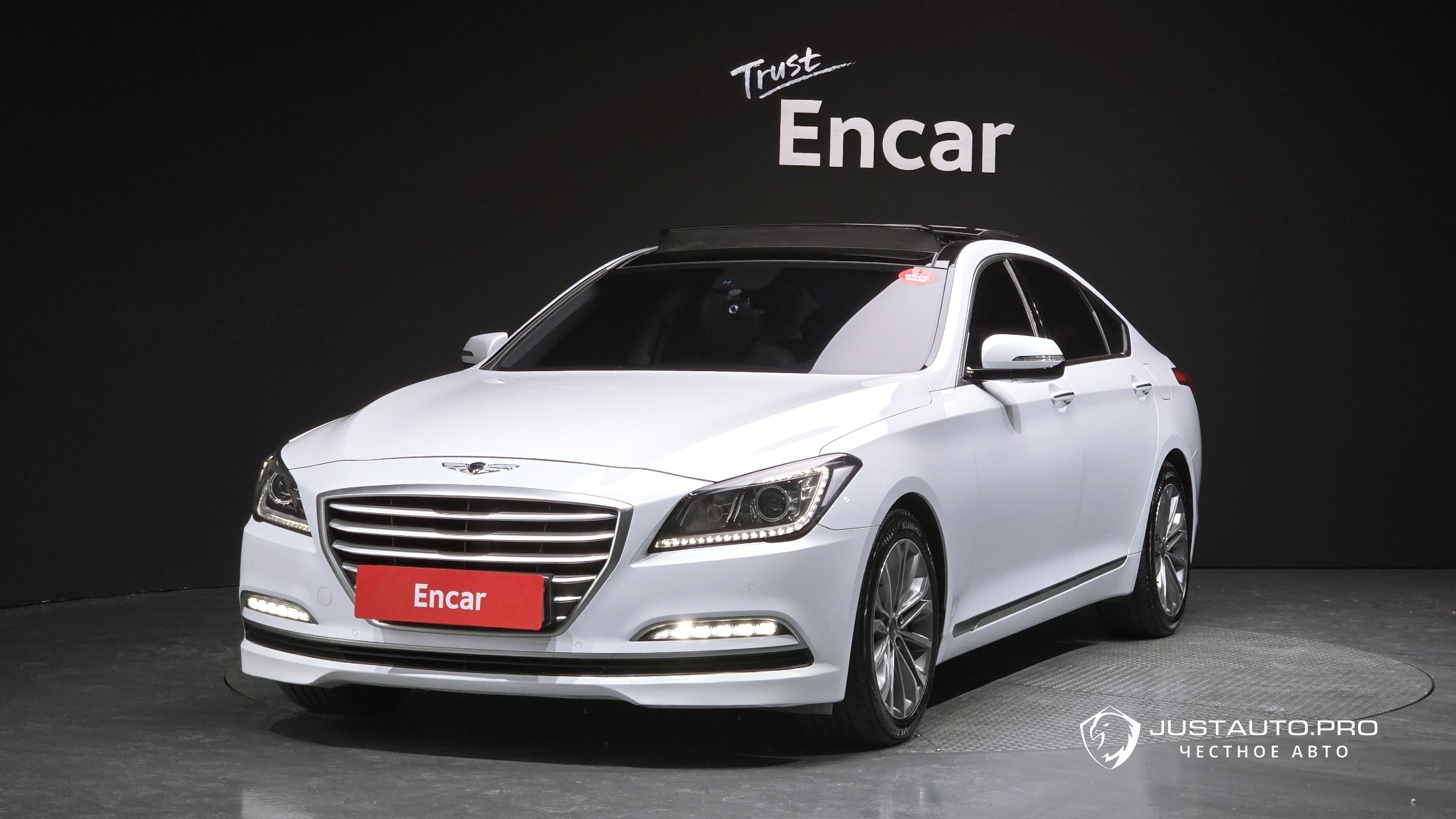 Автомобиль Hyundai Genesis