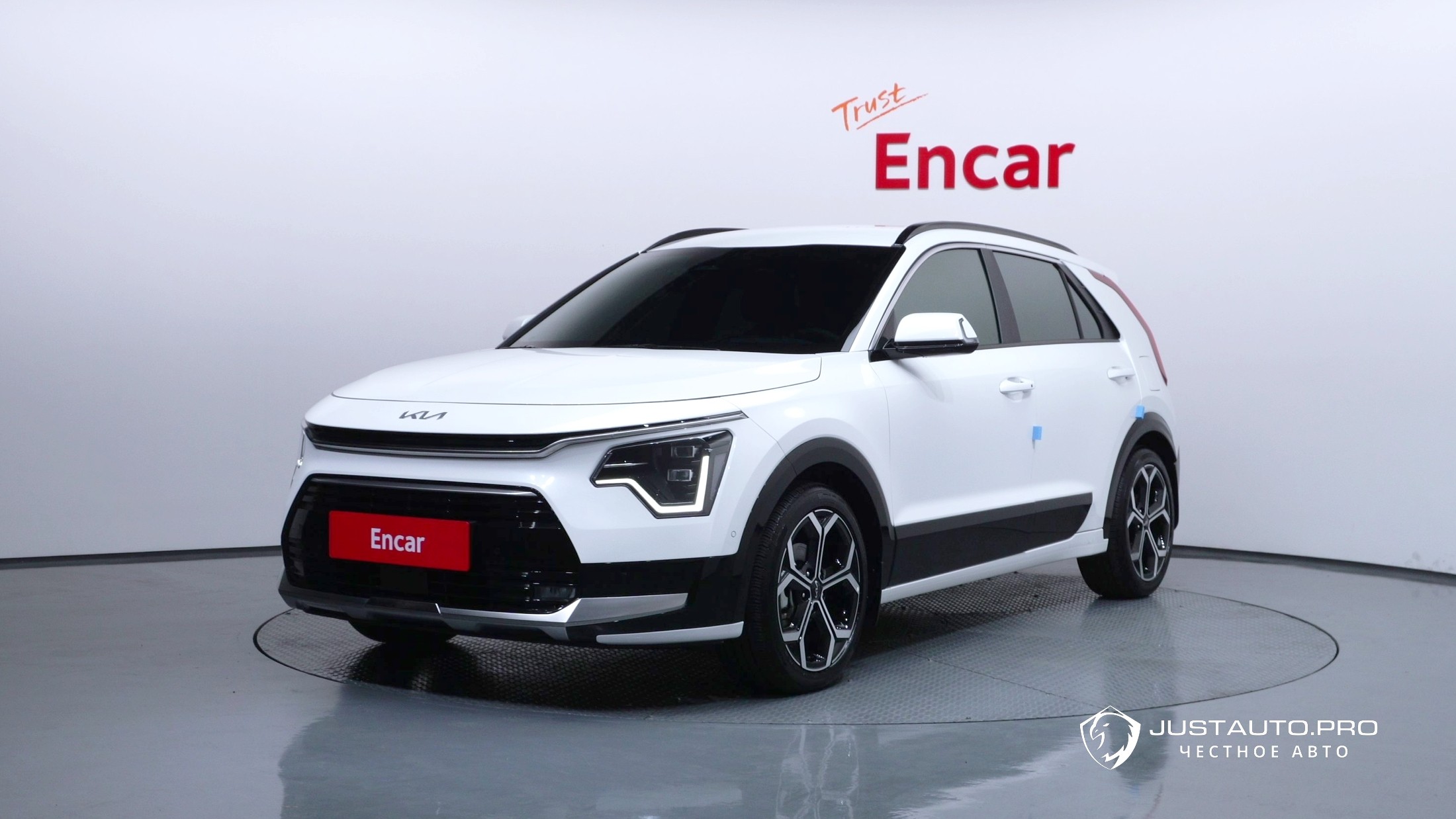 Автомобиль Kia Niro