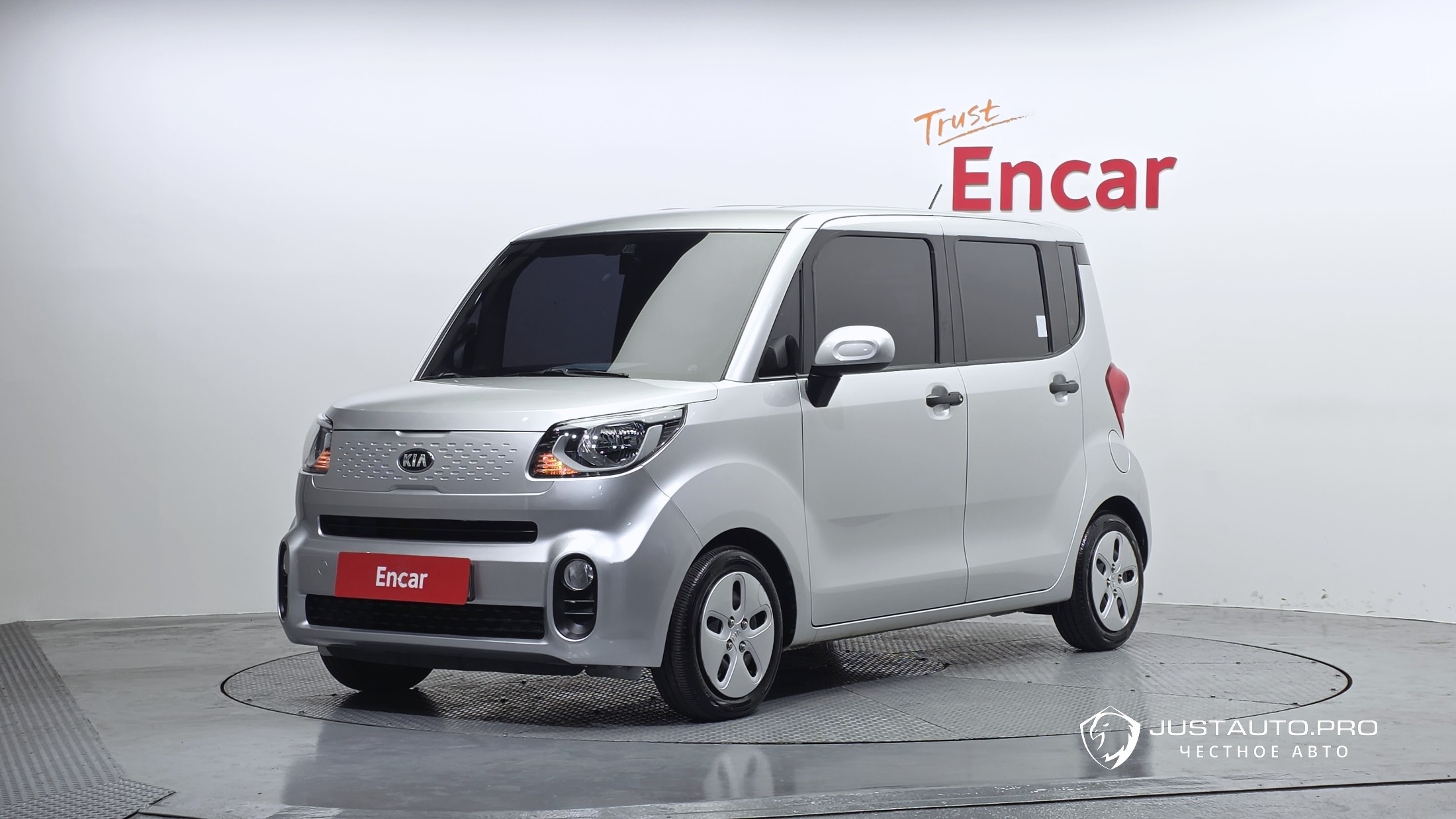 Автомобиль Kia RAY