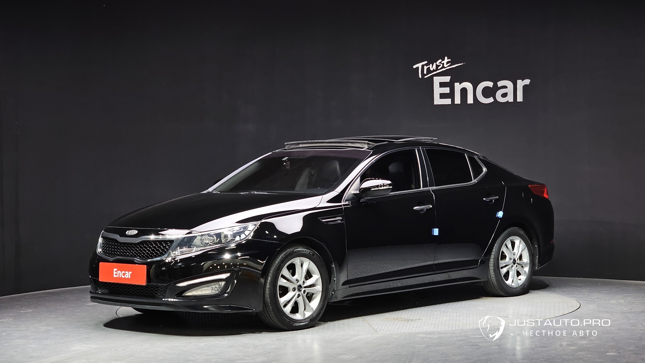 Автомобиль Kia K5