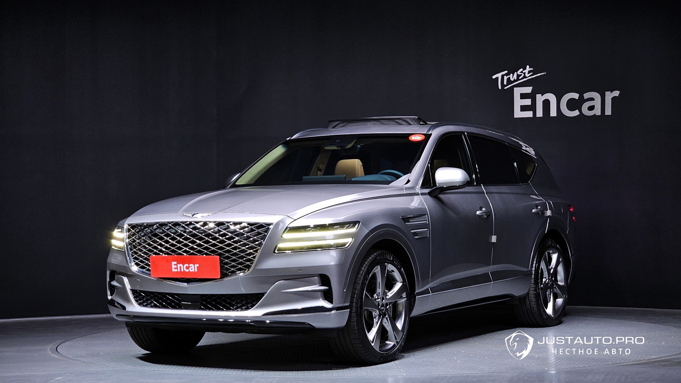 Автомобиль Genesis GV80