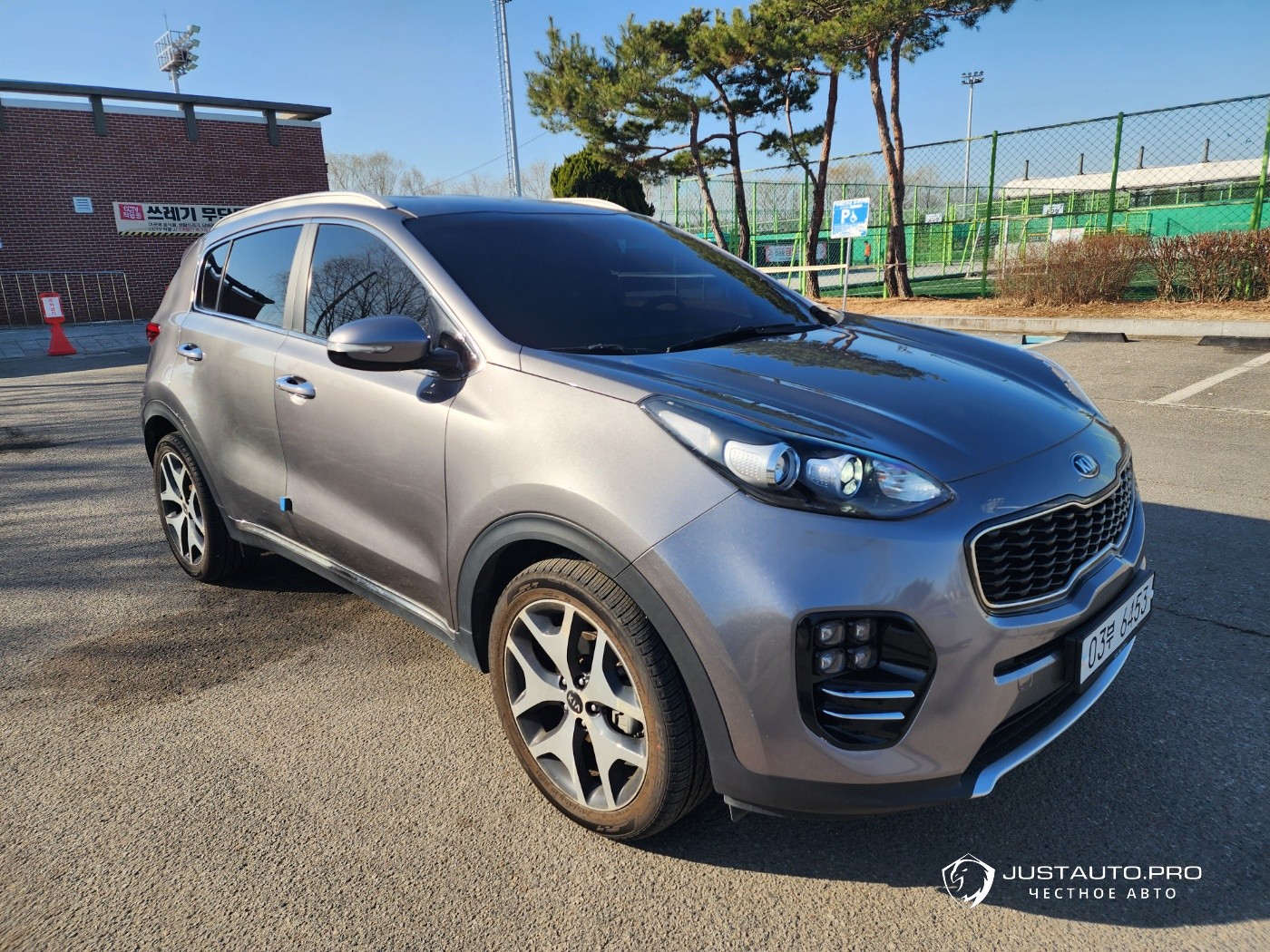 Автомобиль Kia Sportage