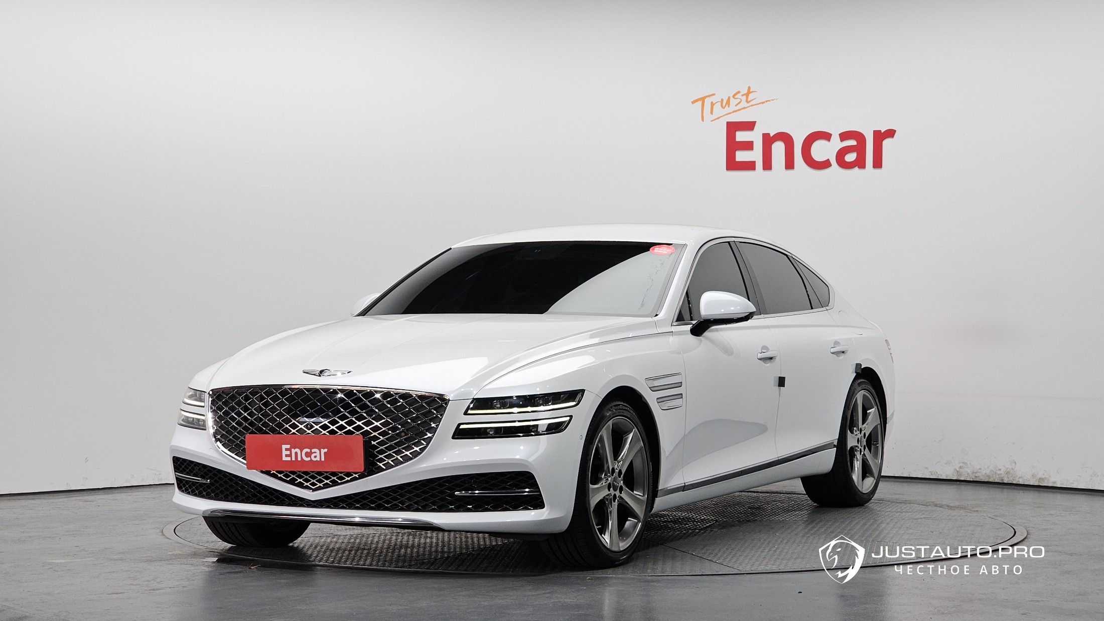 Автомобиль Genesis G80