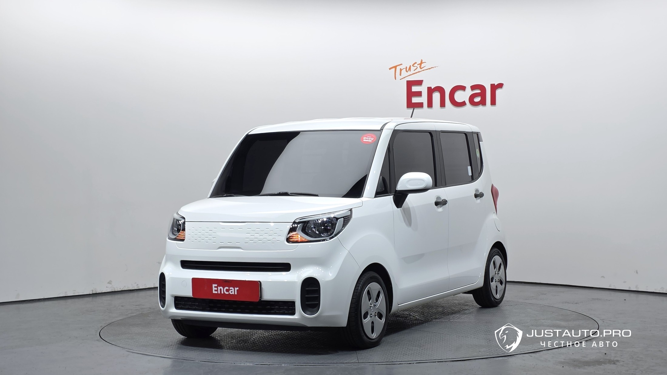 Автомобиль Kia RAY