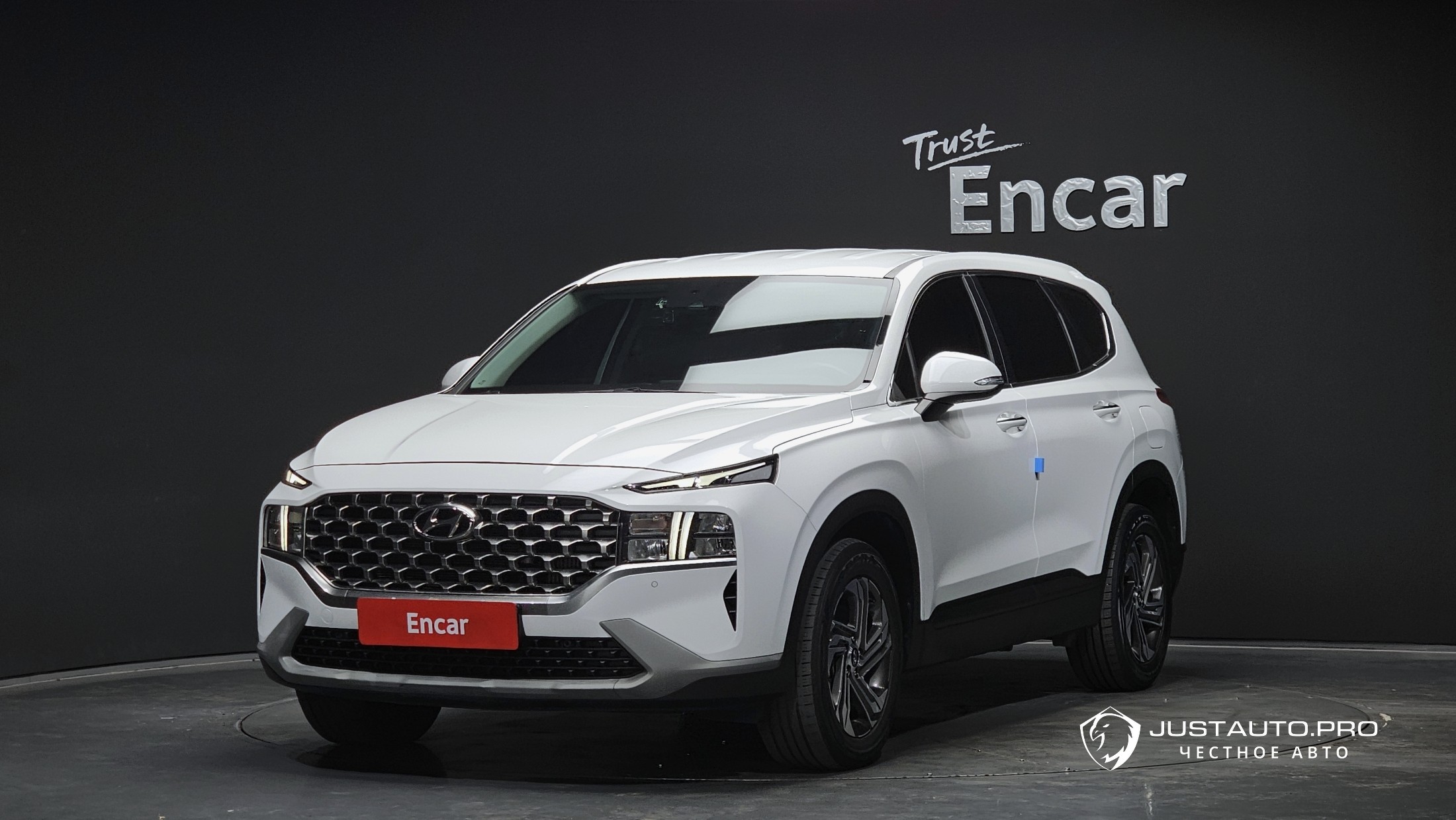 Автомобиль Hyundai Santafe