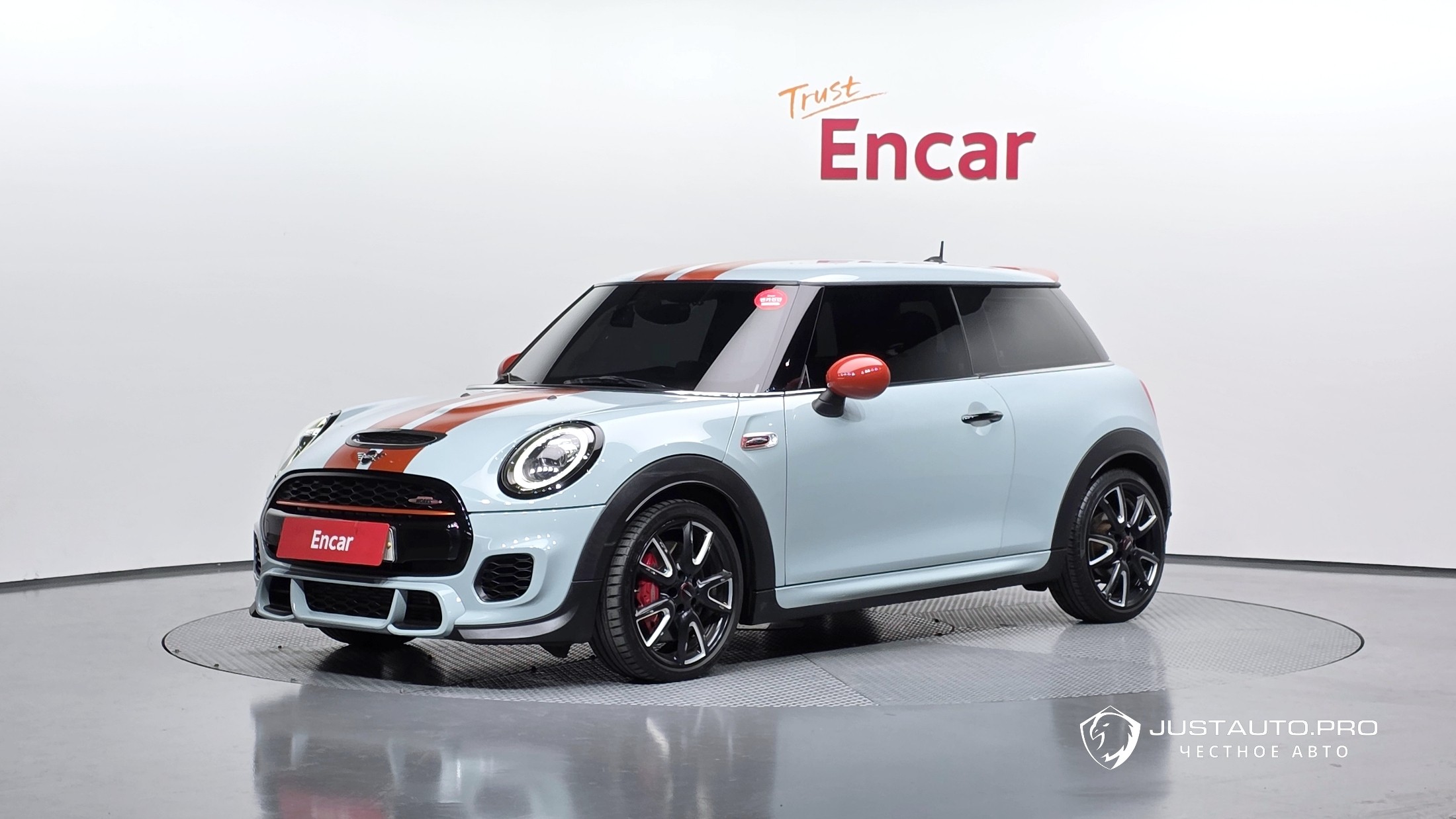Автомобиль Mini Cooper