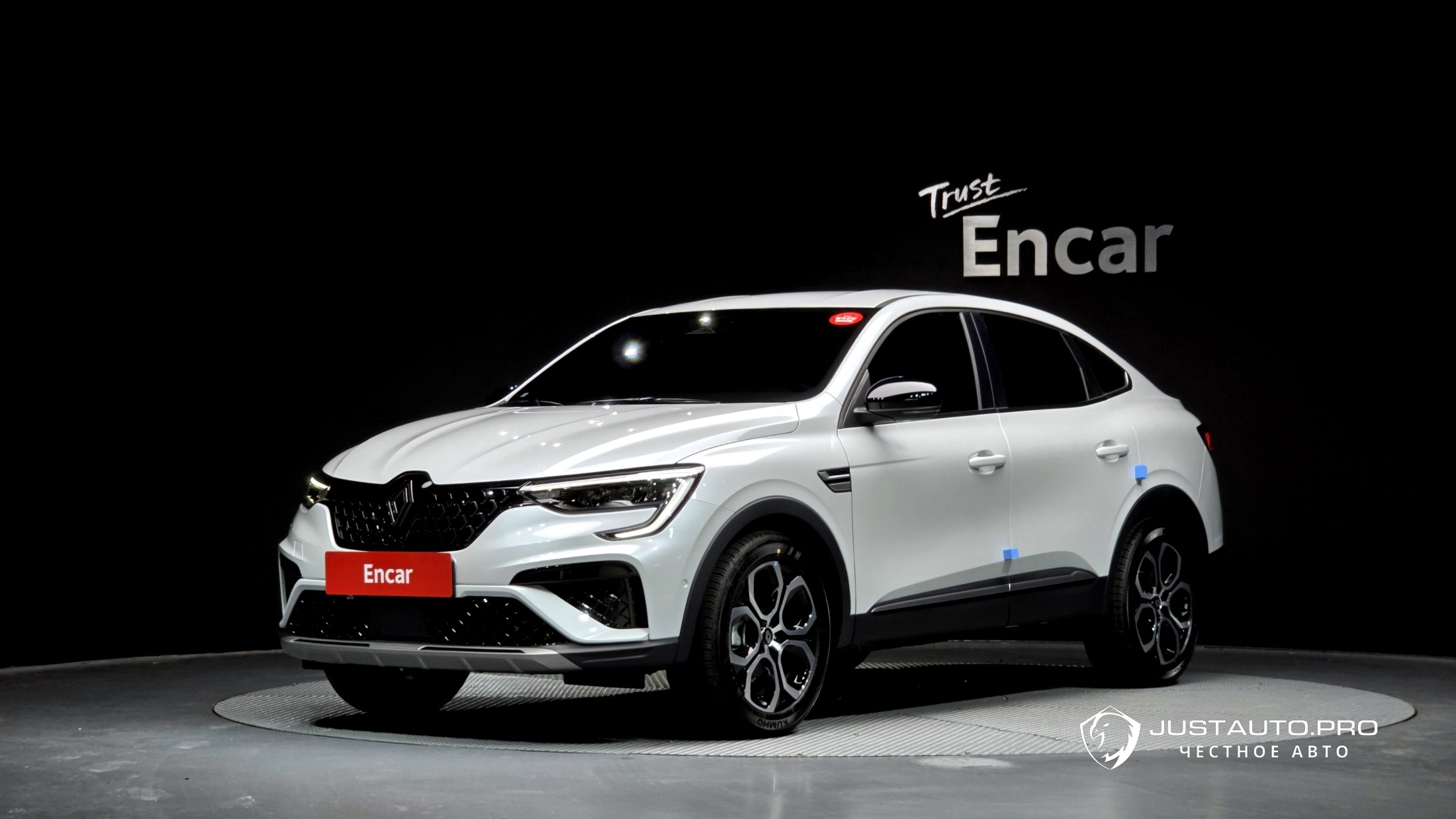 Автомобиль Renault-KoreaSamsung Arkana