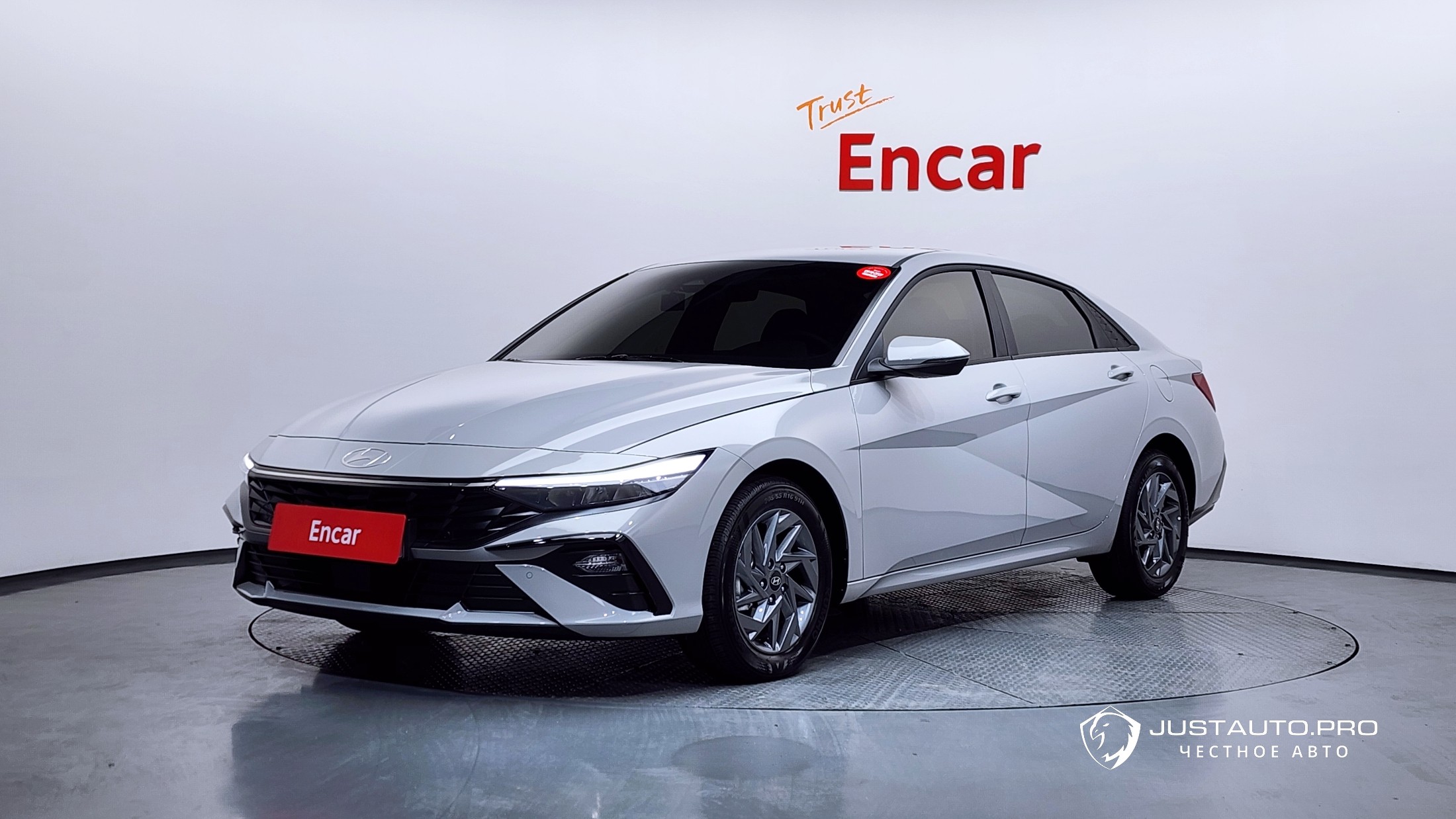 Автомобиль Hyundai AVANTE