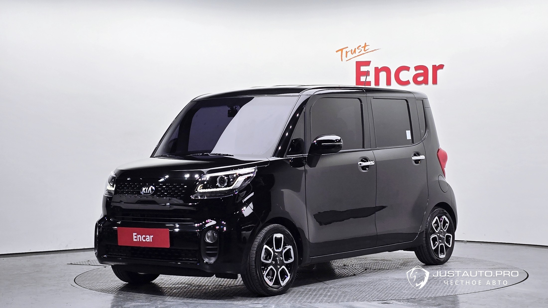 Автомобиль Kia RAY