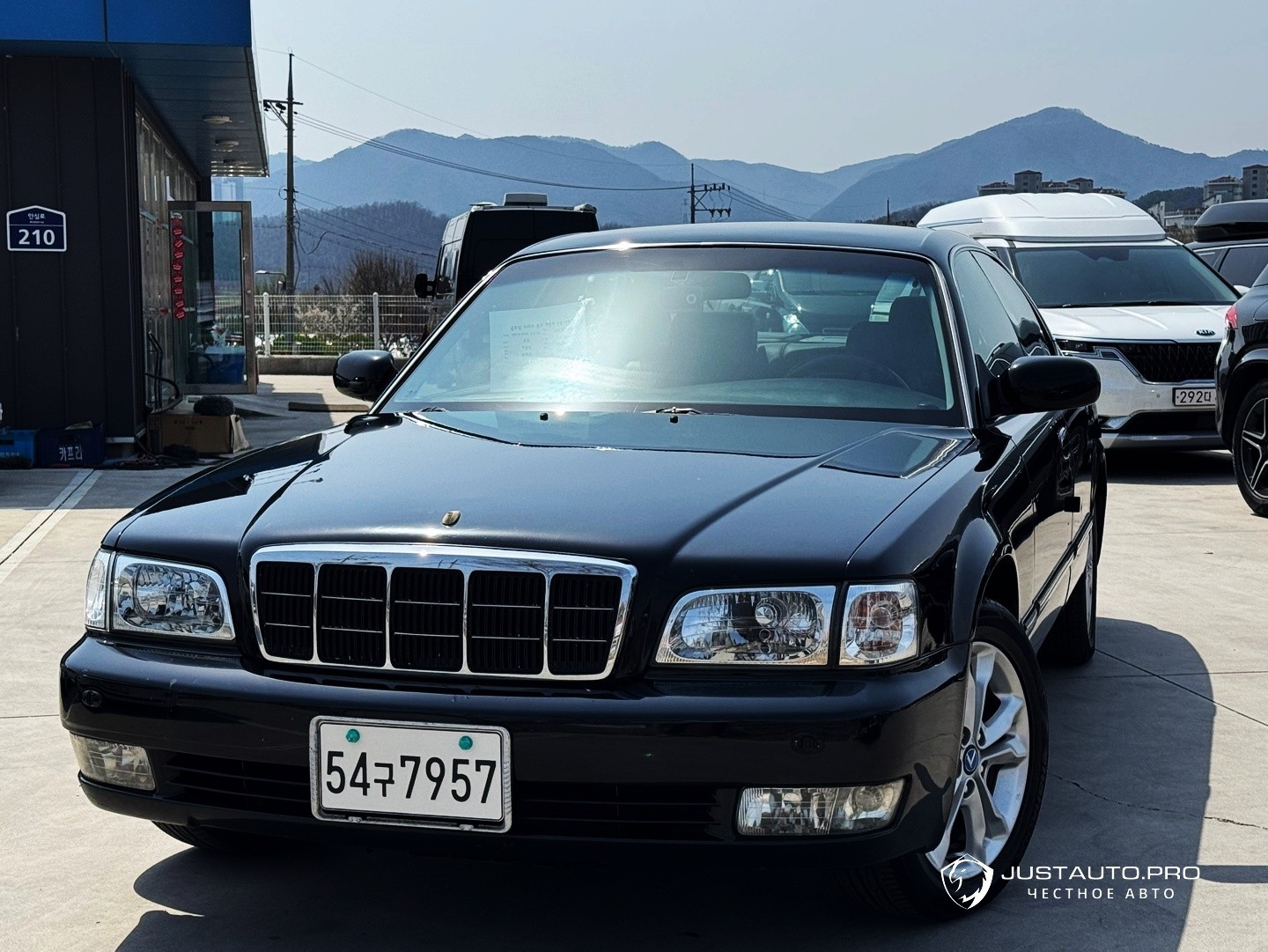 Автомобиль Kia Enterprise