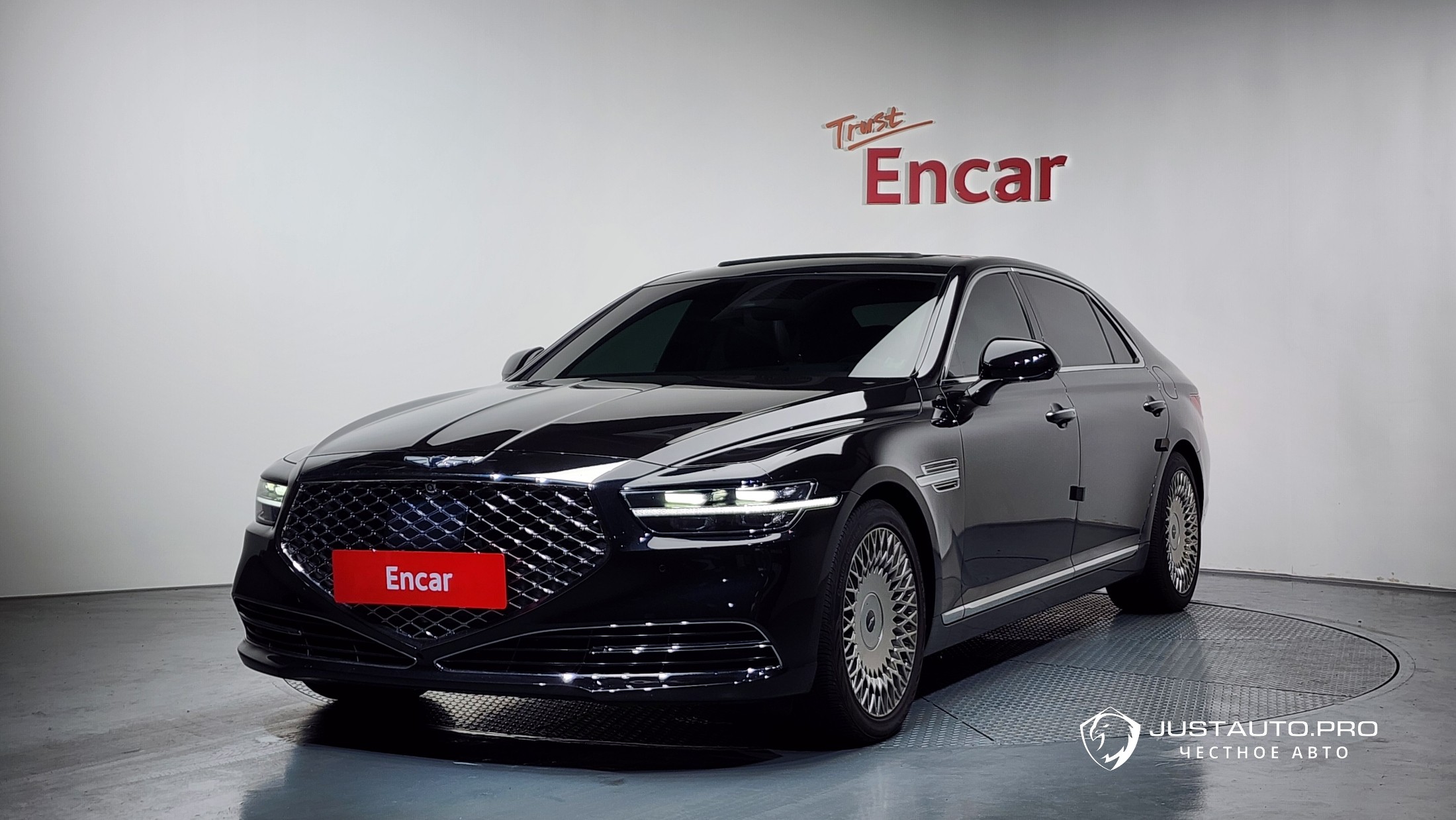 Автомобиль Genesis G90