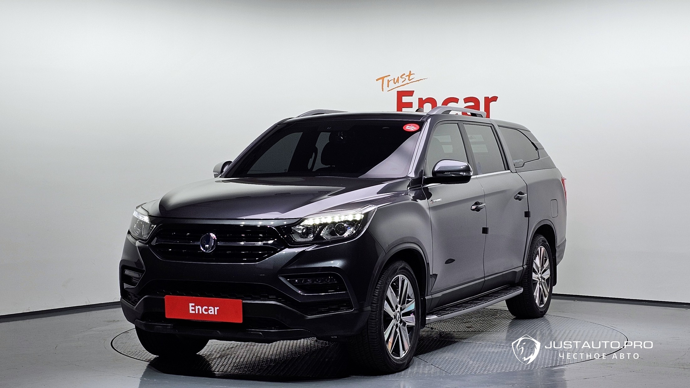 Автомобиль KG_Mobility_Ssangyong Rexton