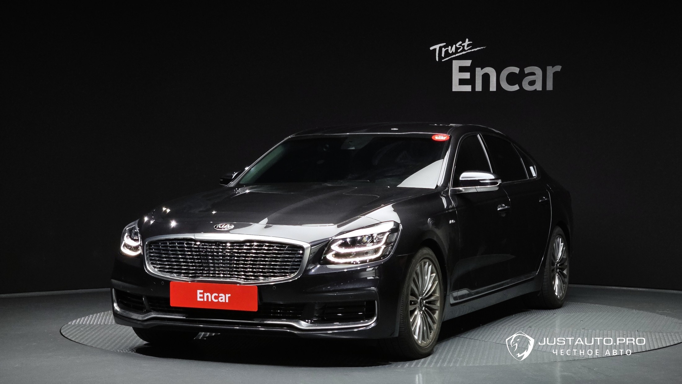 Автомобиль Kia K9