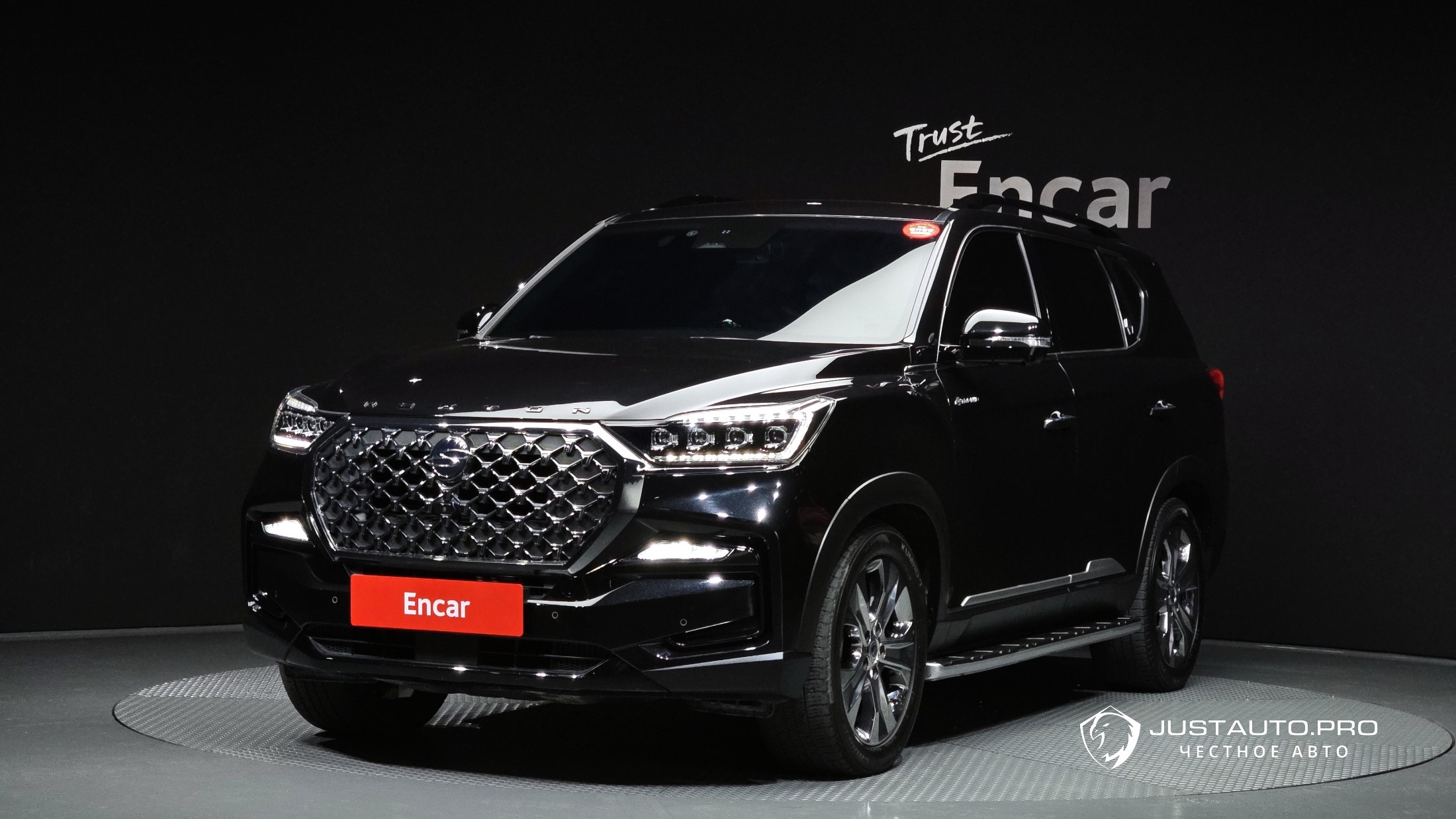 Автомобиль KG_Mobility_Ssangyong Rexton