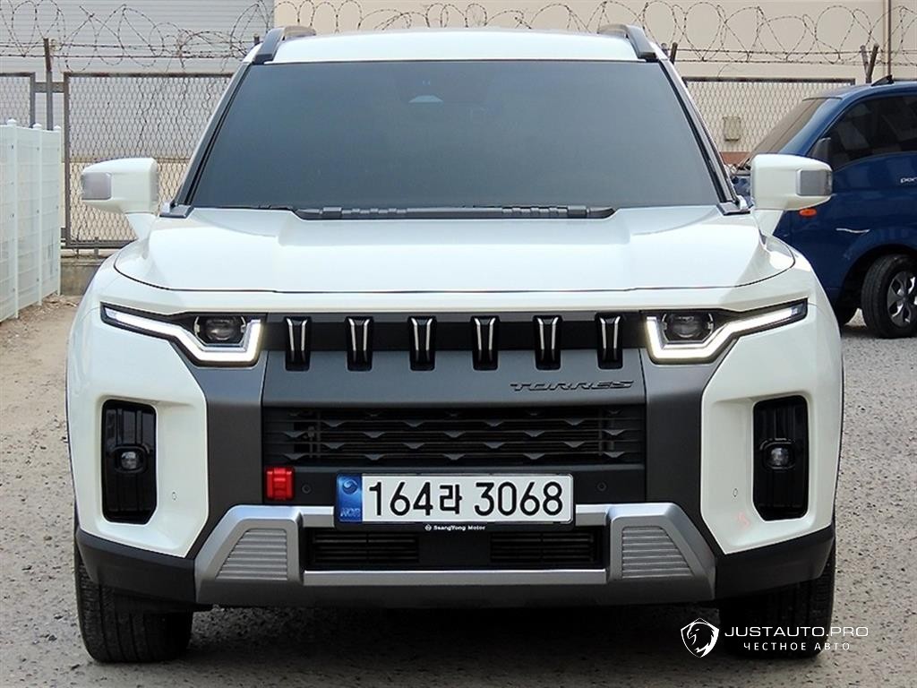 Автомобиль KG_Mobility_Ssangyong Torres